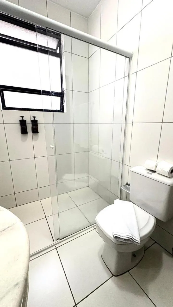 HOTEL DEL REY CURITIBA by POTY - NA FAMOSA RUA XV DE NOVEMBRO