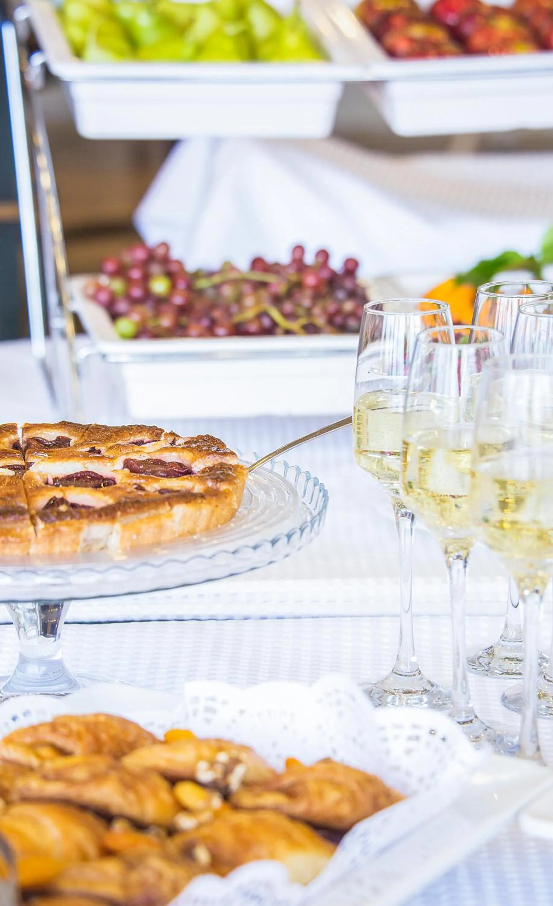 Breakfast in The Seasons Hotel -Studio & Suite