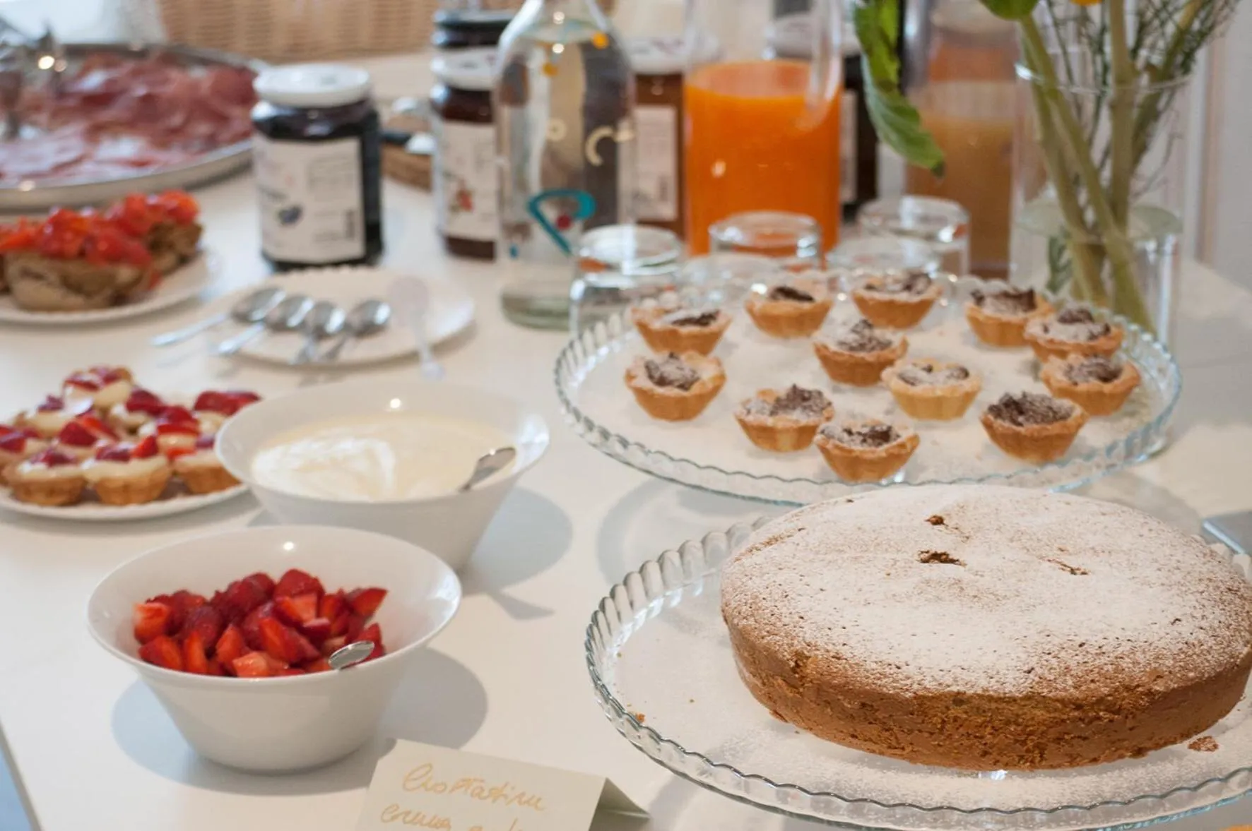 Continental breakfast in KissfromSalento B&B+Bike