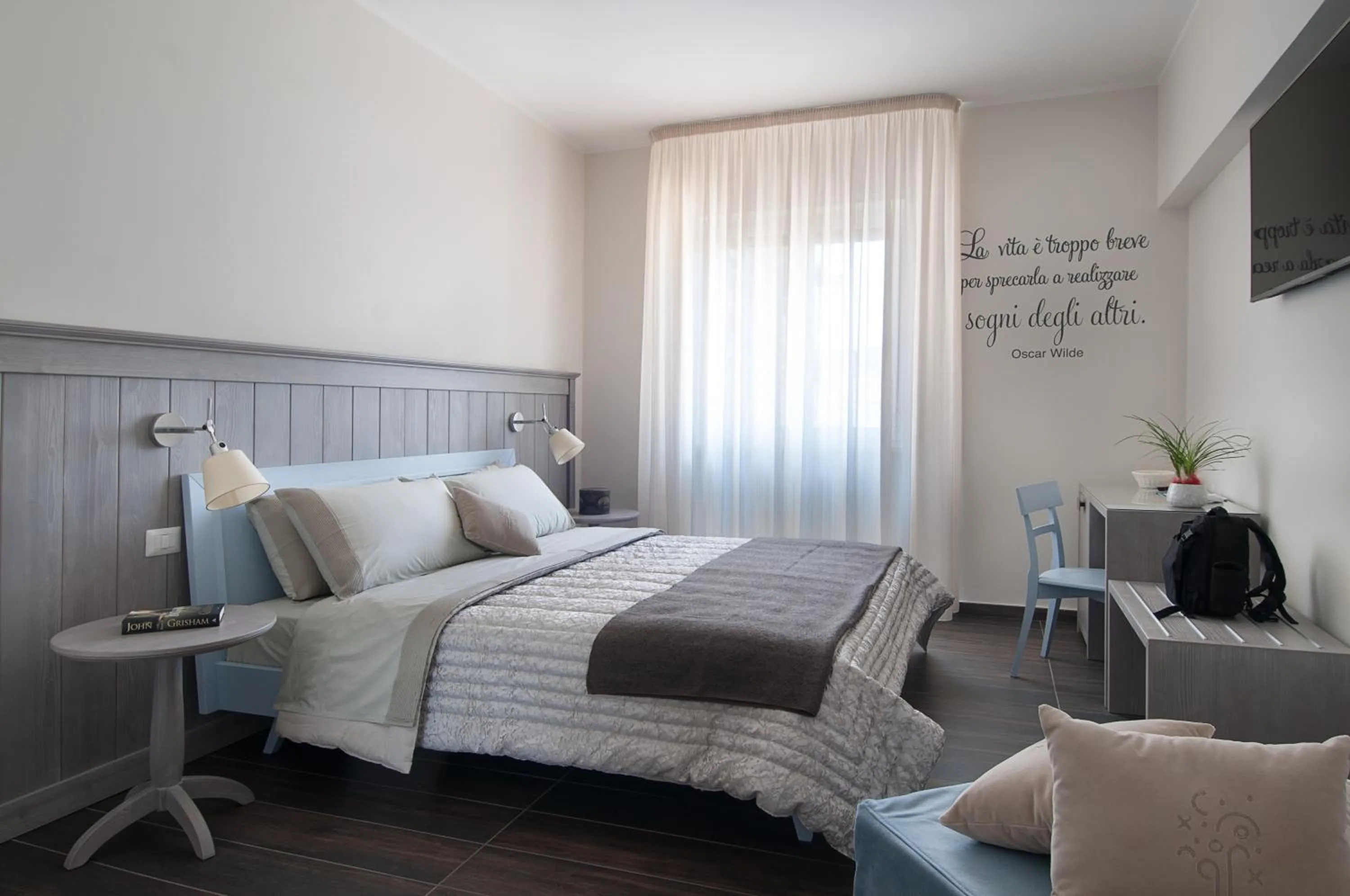 Photo of the whole room in KissfromSalento B&B+Bike