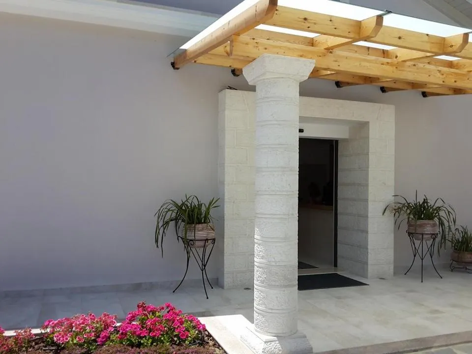 Facade/entrance in Adams Hotel