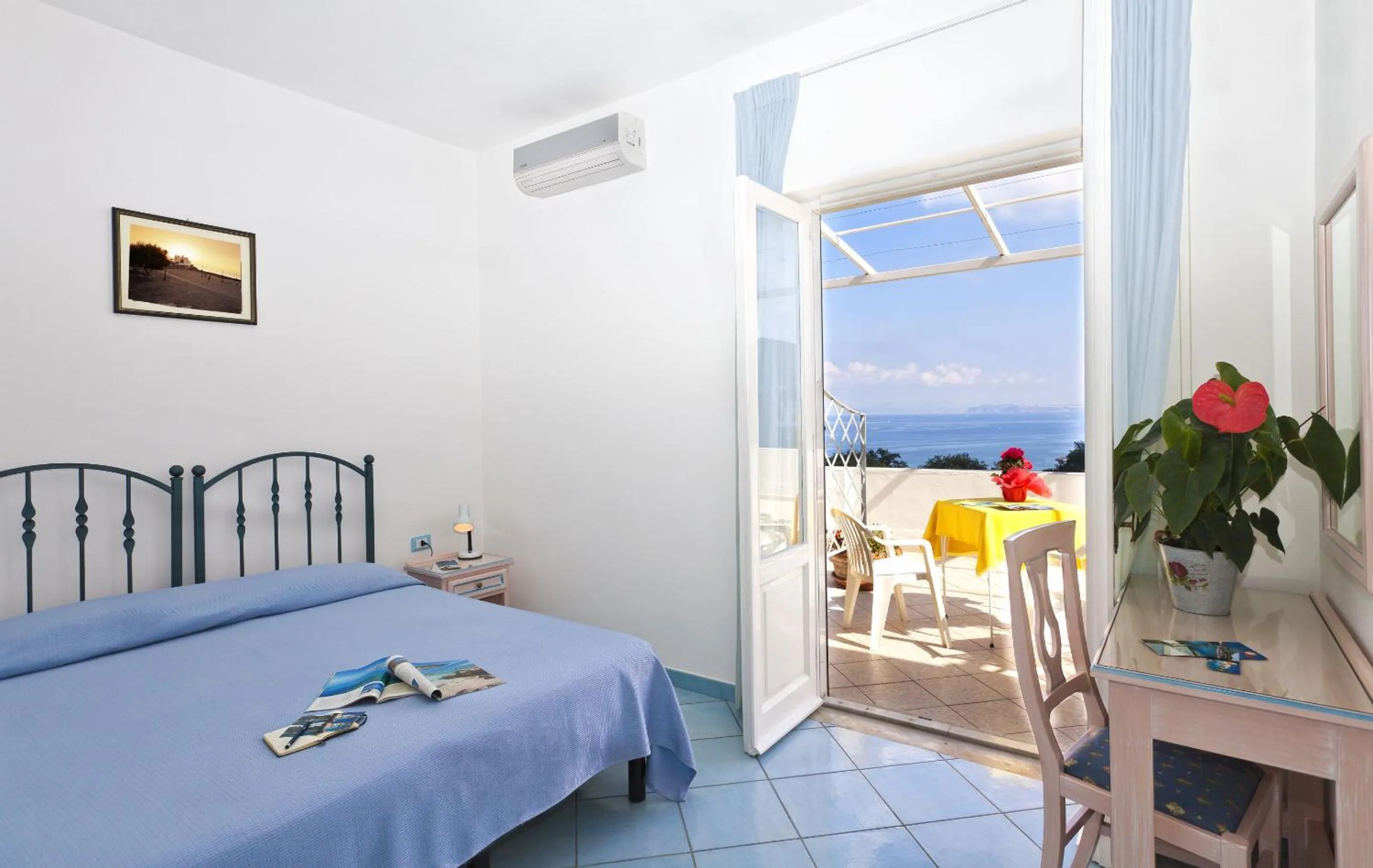 Bed in Hotel Villa D'Orta