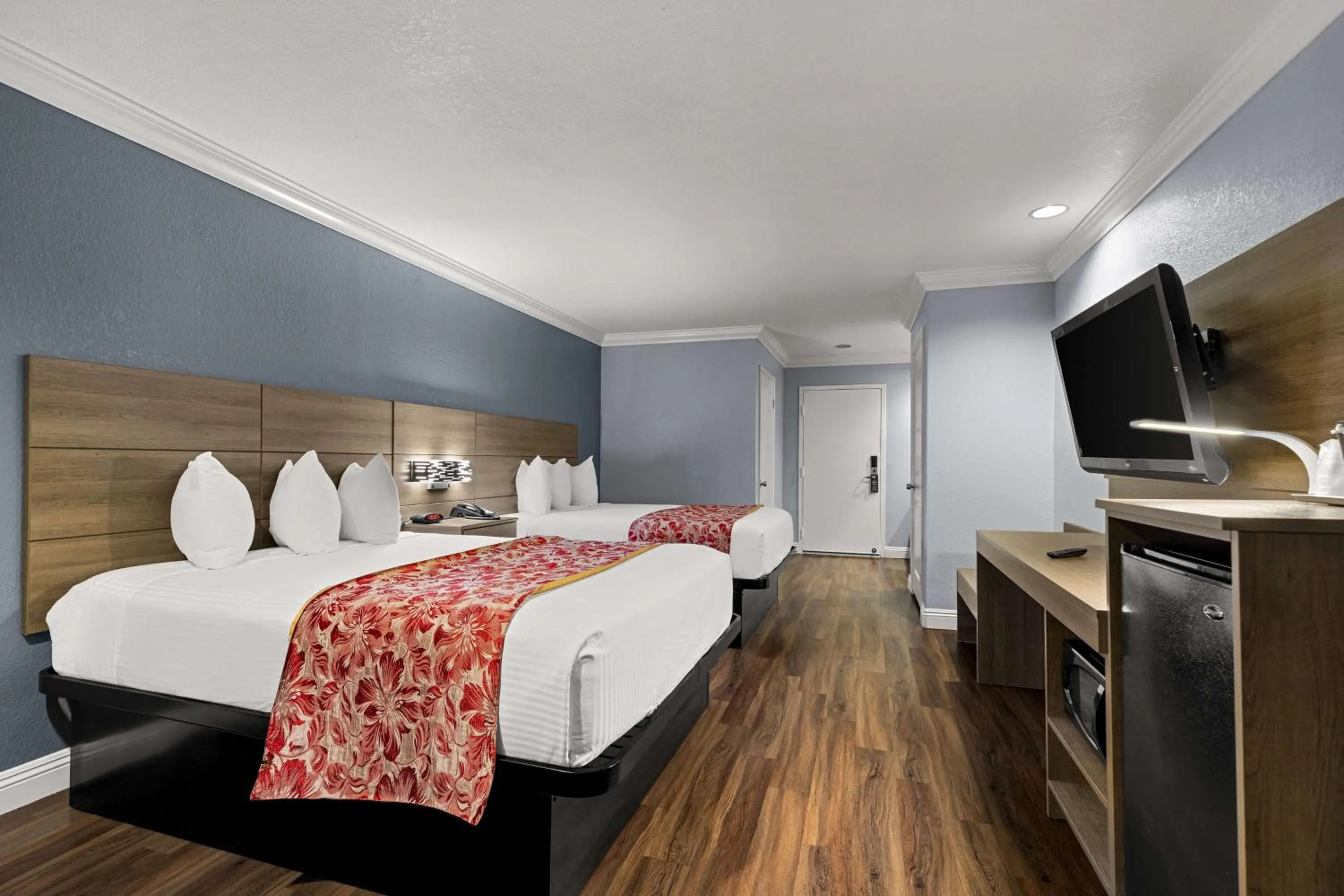 Bedroom, Bed in Best Western Moreno Hotel & Suites