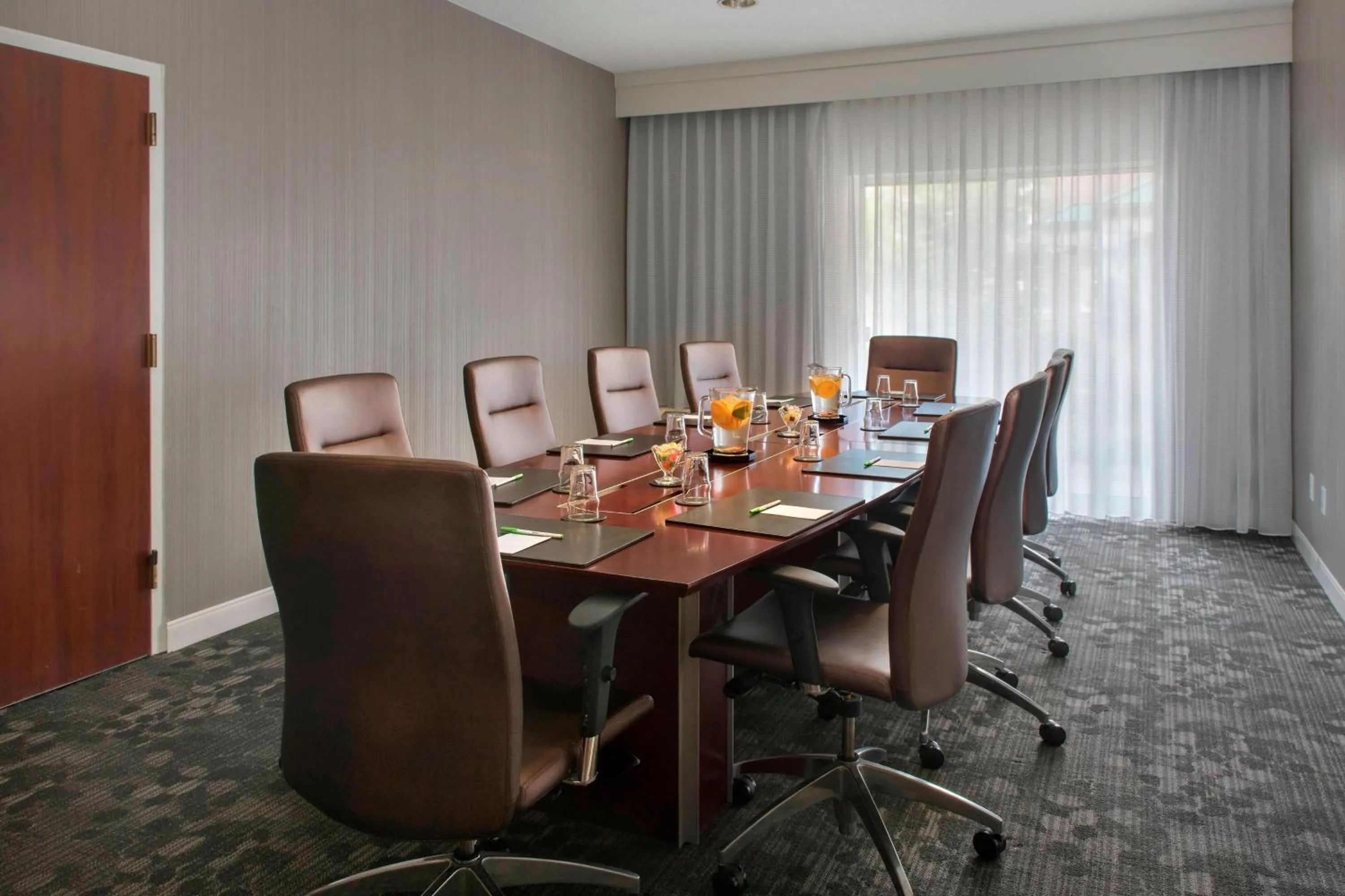 Meeting/conference room in Courtyard by Marriott Basking Ridge