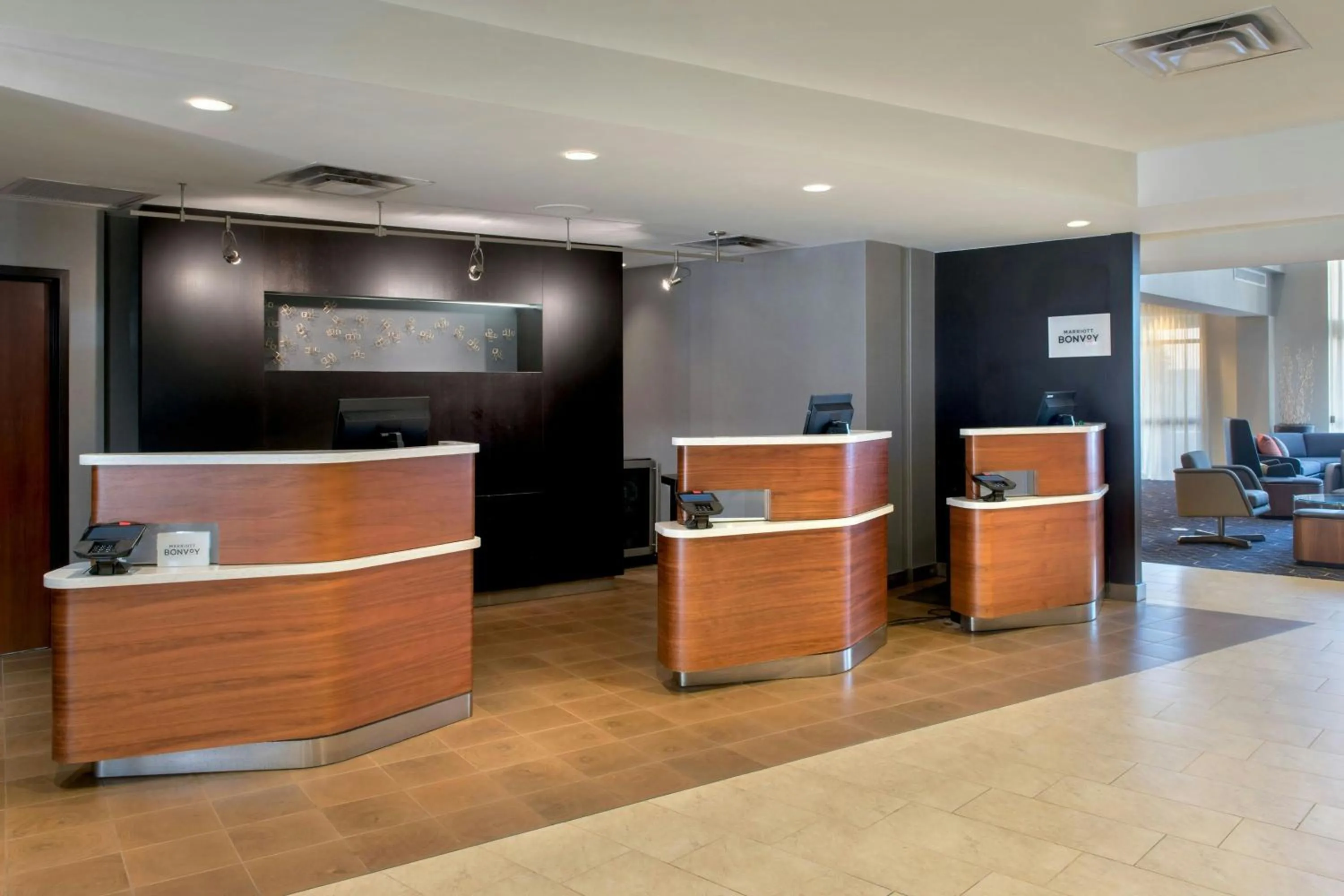 Lobby or reception in Courtyard by Marriott Basking Ridge