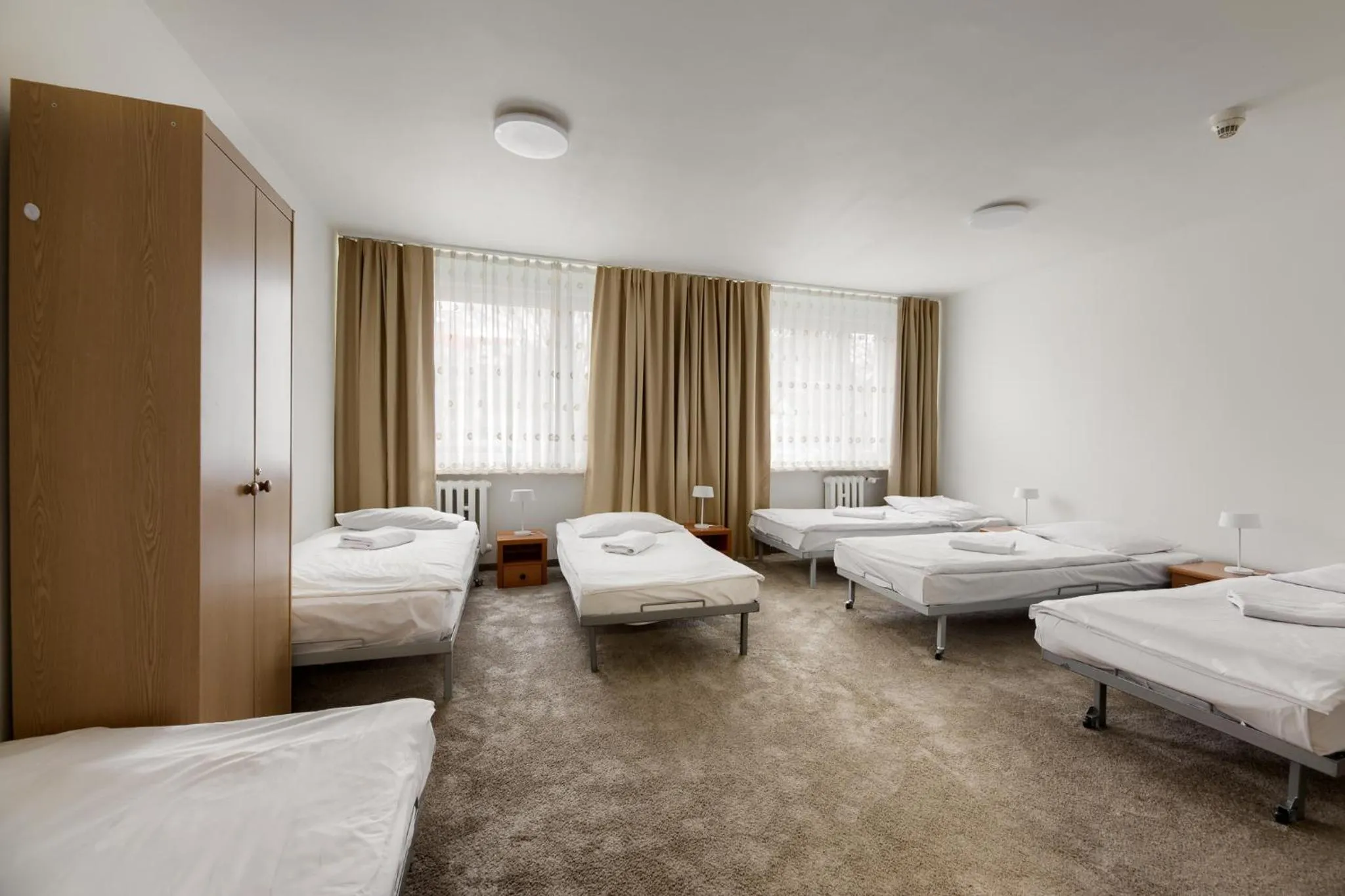 6-Bed Mixed Dormitory Room in Jantar Resort