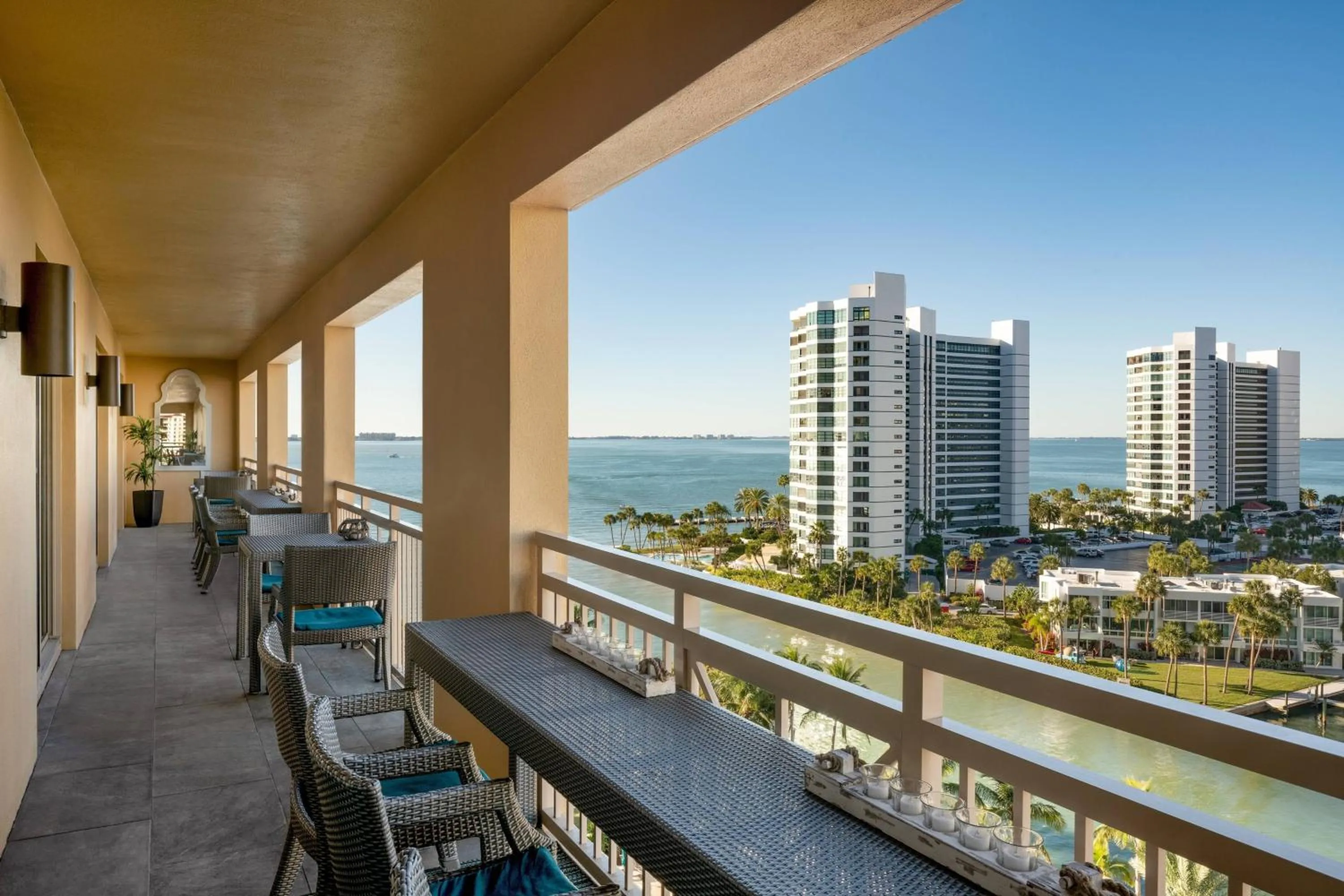 Lounge or bar in The Ritz-Carlton, Sarasota