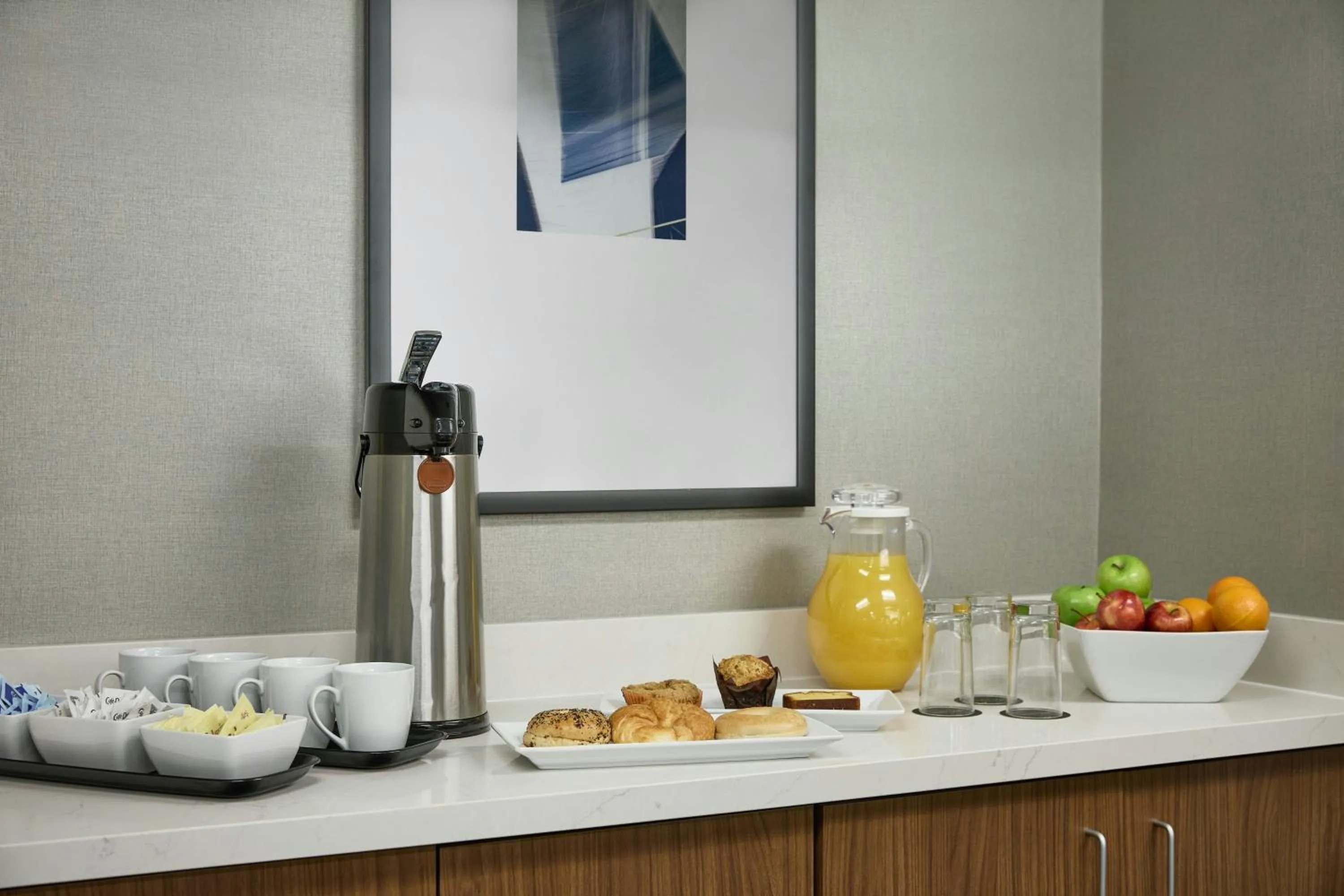 Meeting/conference room in Courtyard St. Louis Westport Plaza