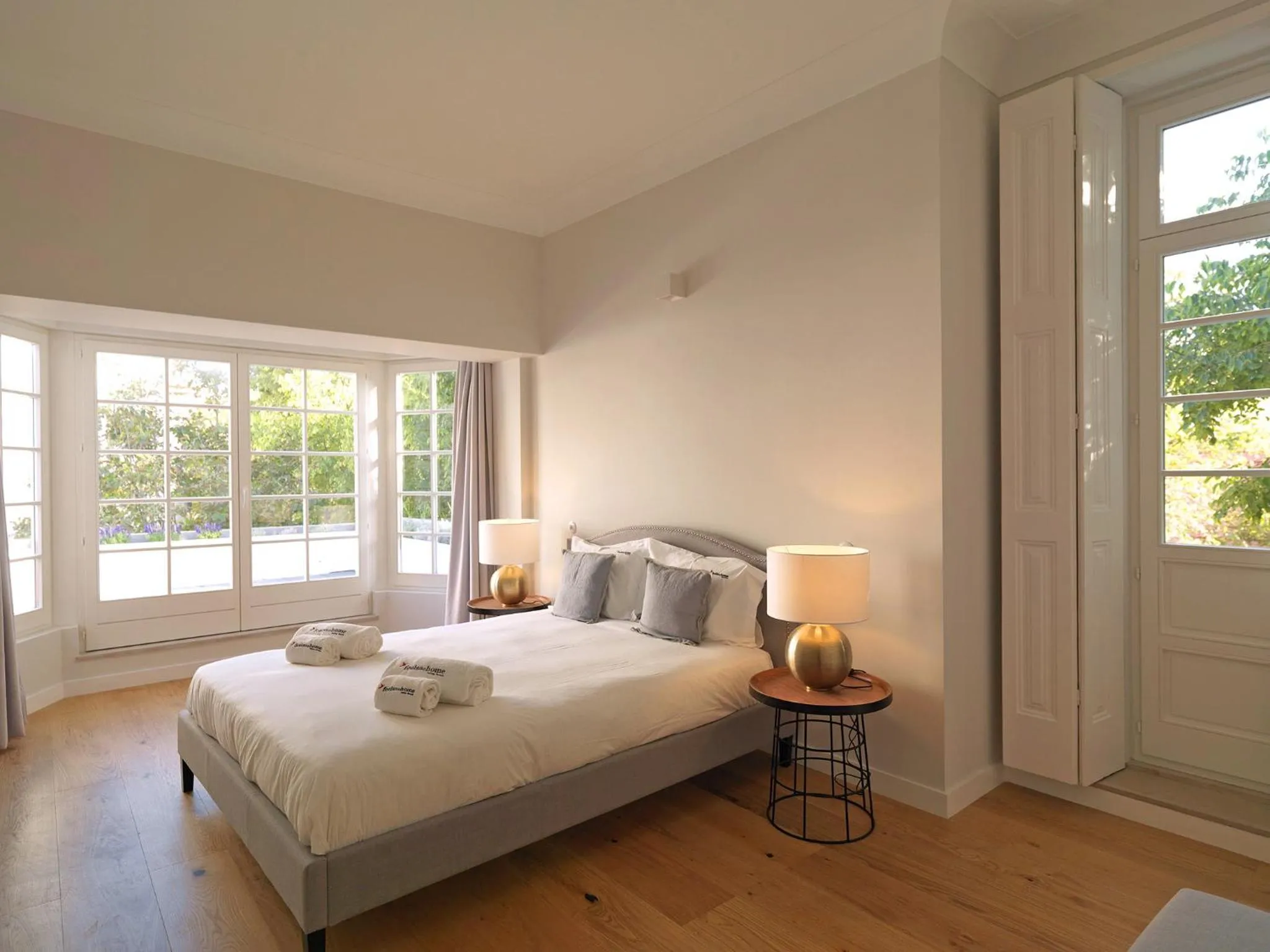 Bedroom, Bed in FLH Seaside Luxury House in Porto
