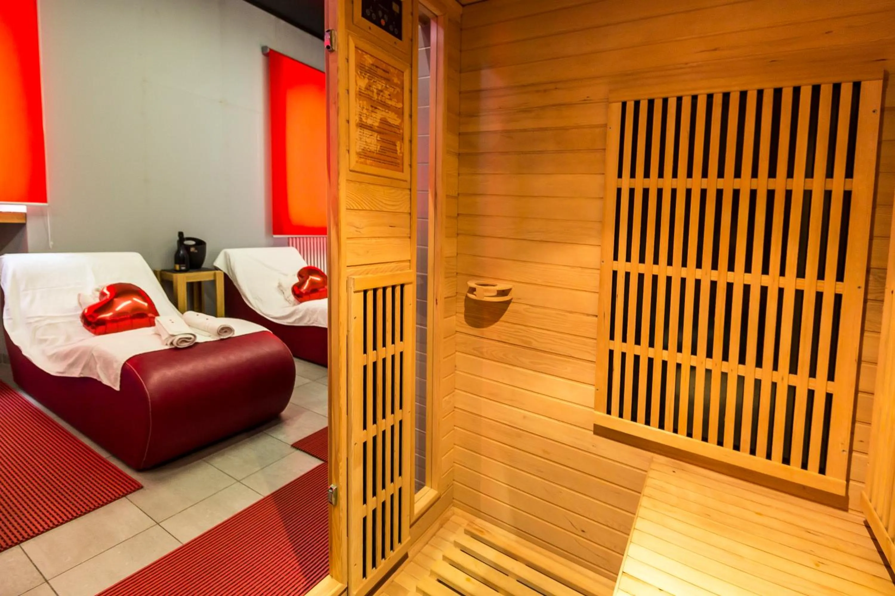 Sauna, Bed in Hotel Gran Sasso & SPA