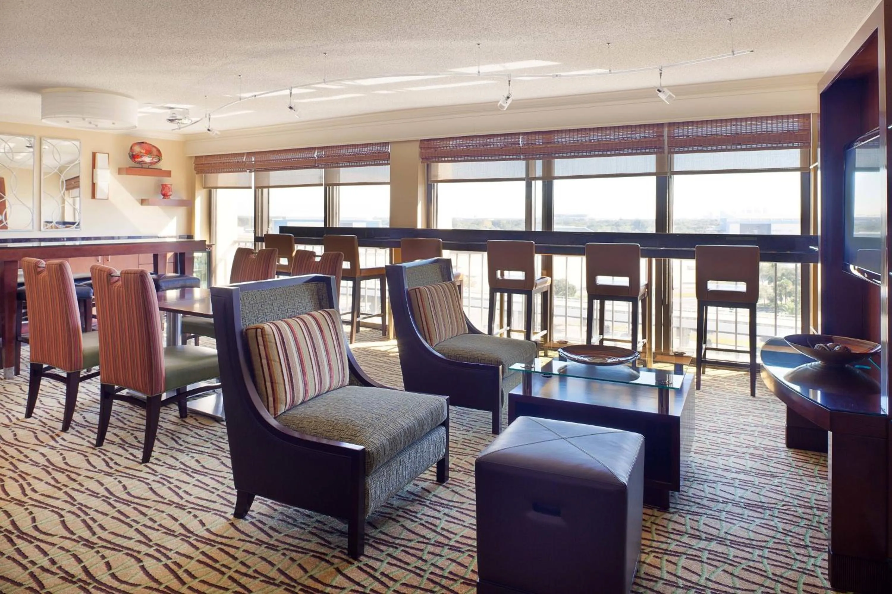 Lounge or bar in Tampa Airport Marriott