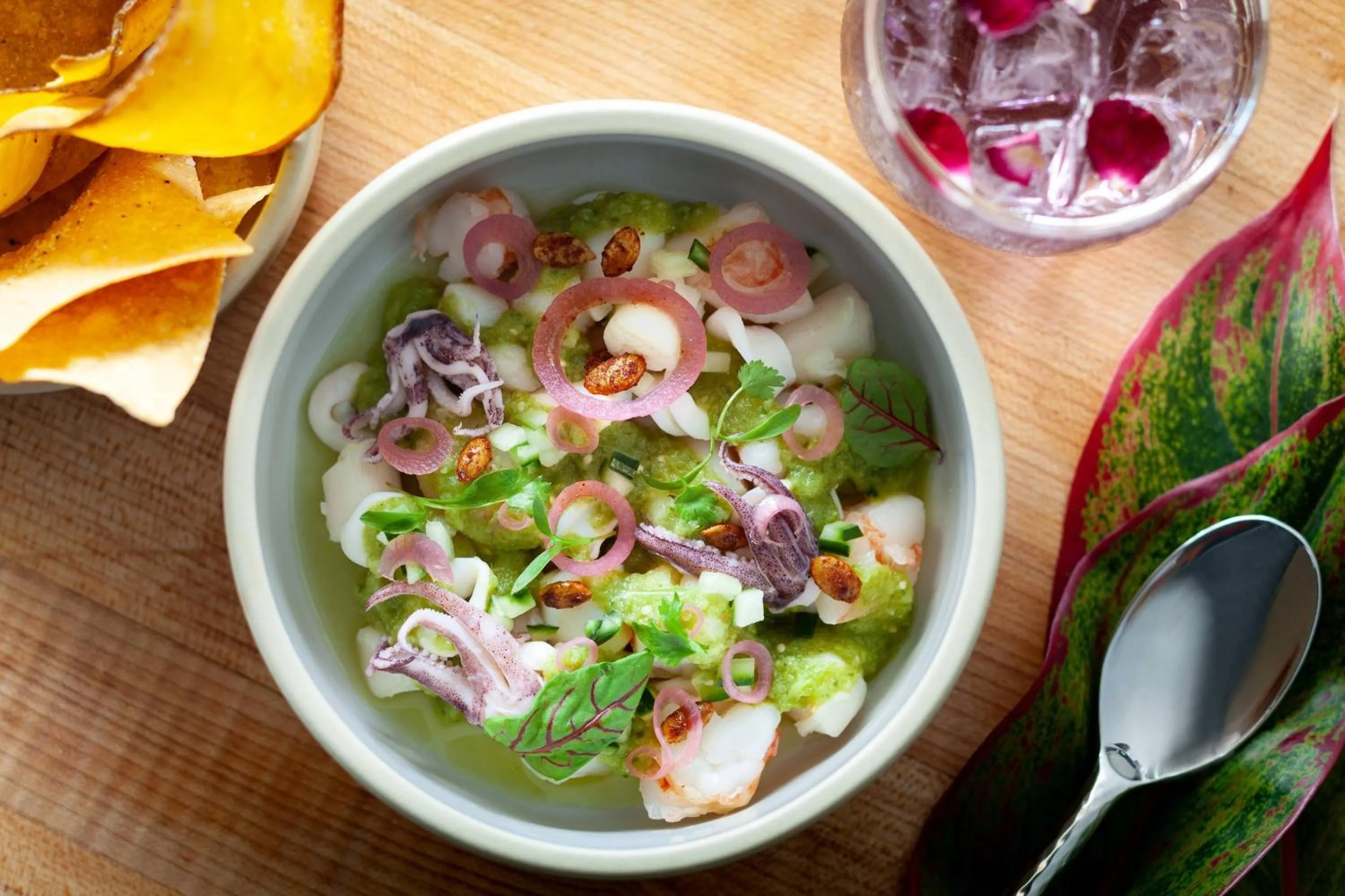 Restaurant/places to eat in Tampa Marriott Water Street