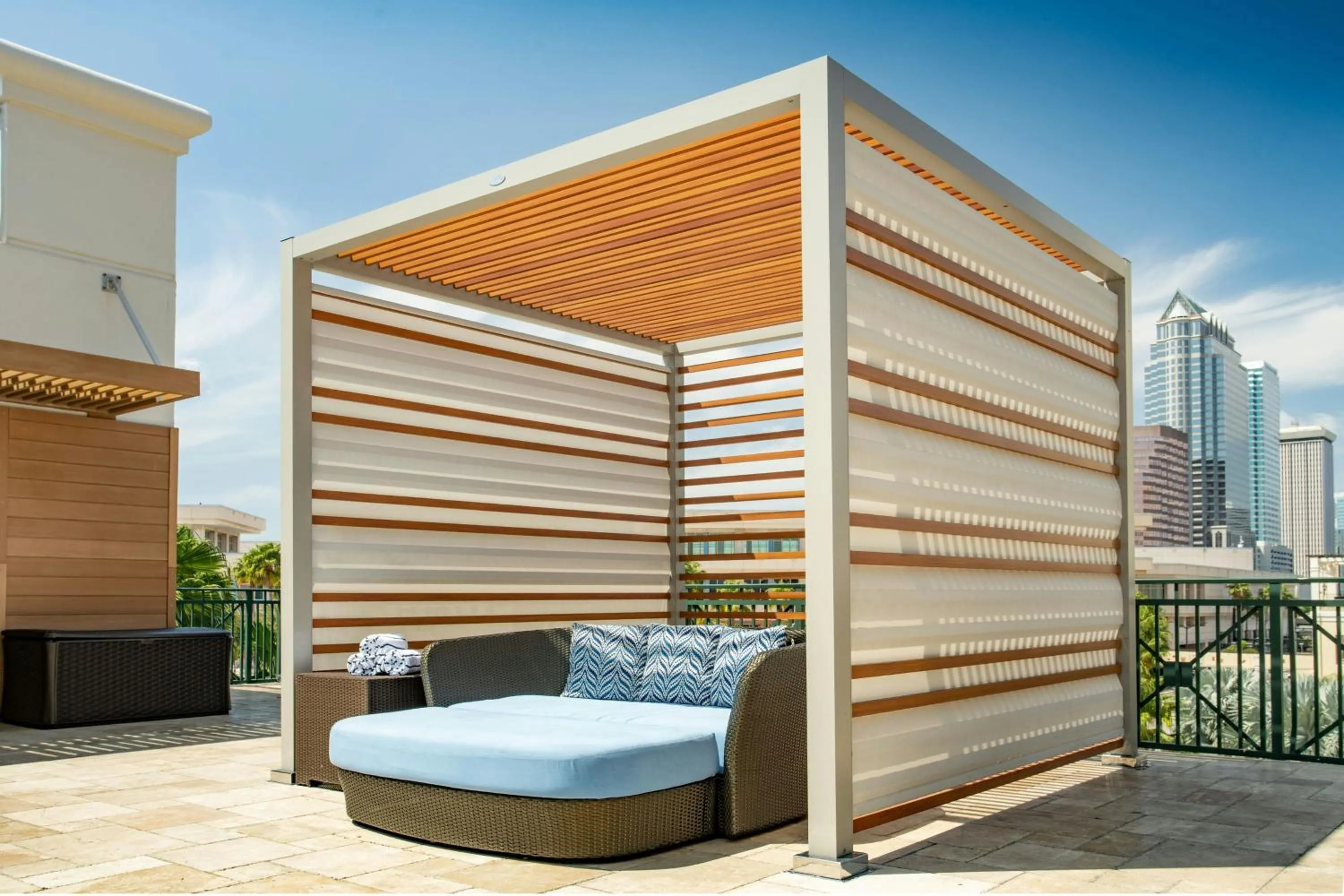 Fitness centre/facilities, Bed in Tampa Marriott Water Street