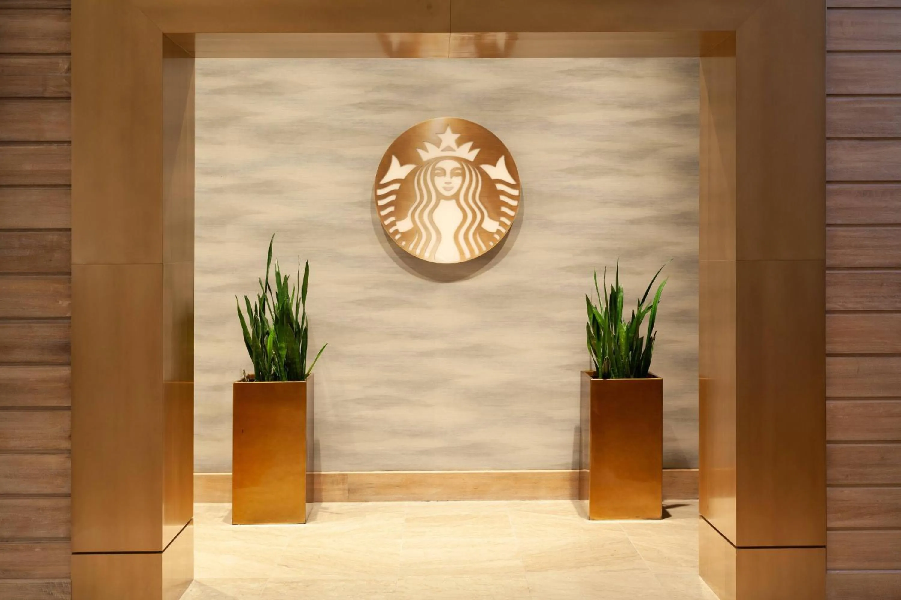 Restaurant/places to eat in Tampa Marriott Water Street