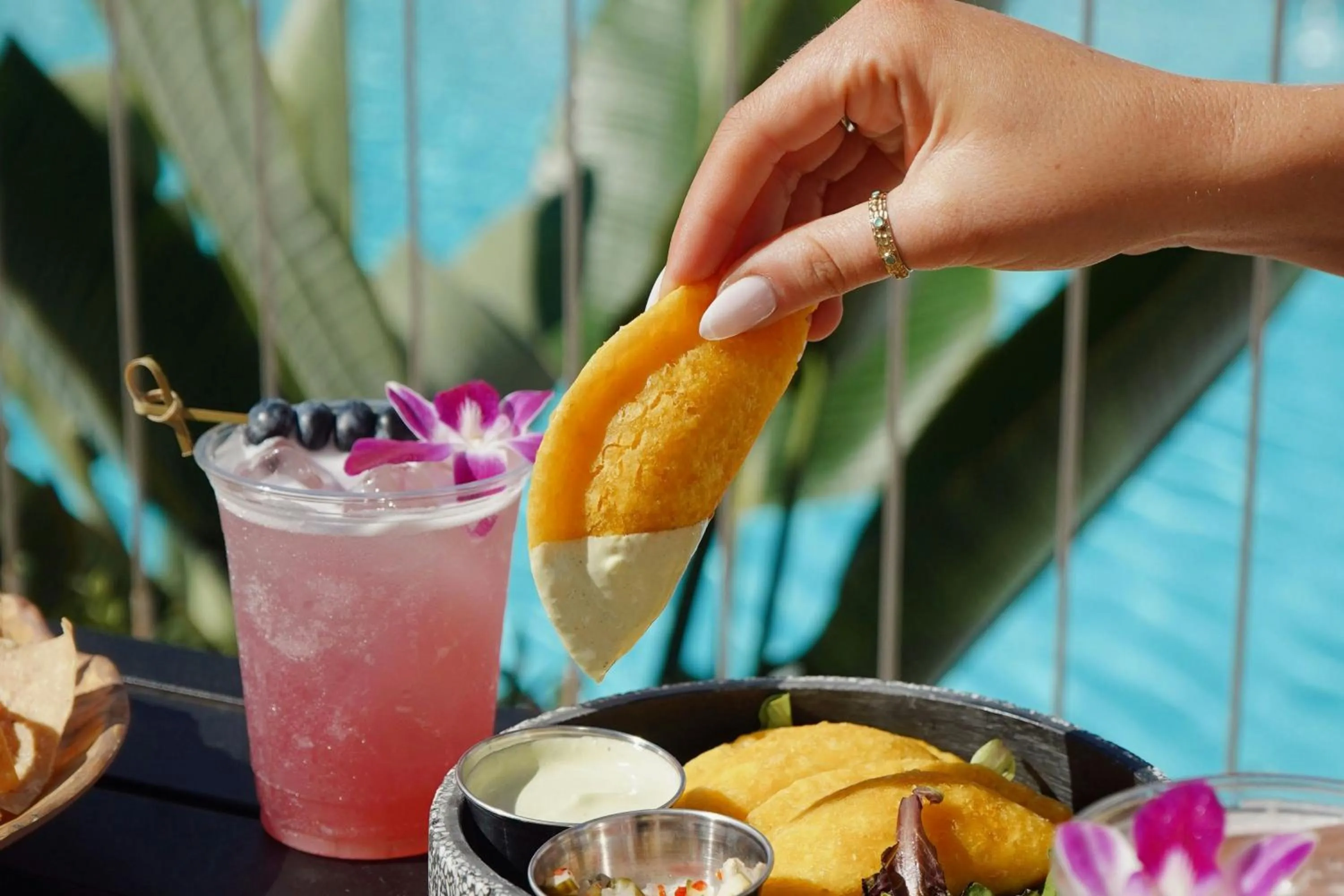 Swimming pool in The Vinoy Resort & Golf Club, Autograph Collection