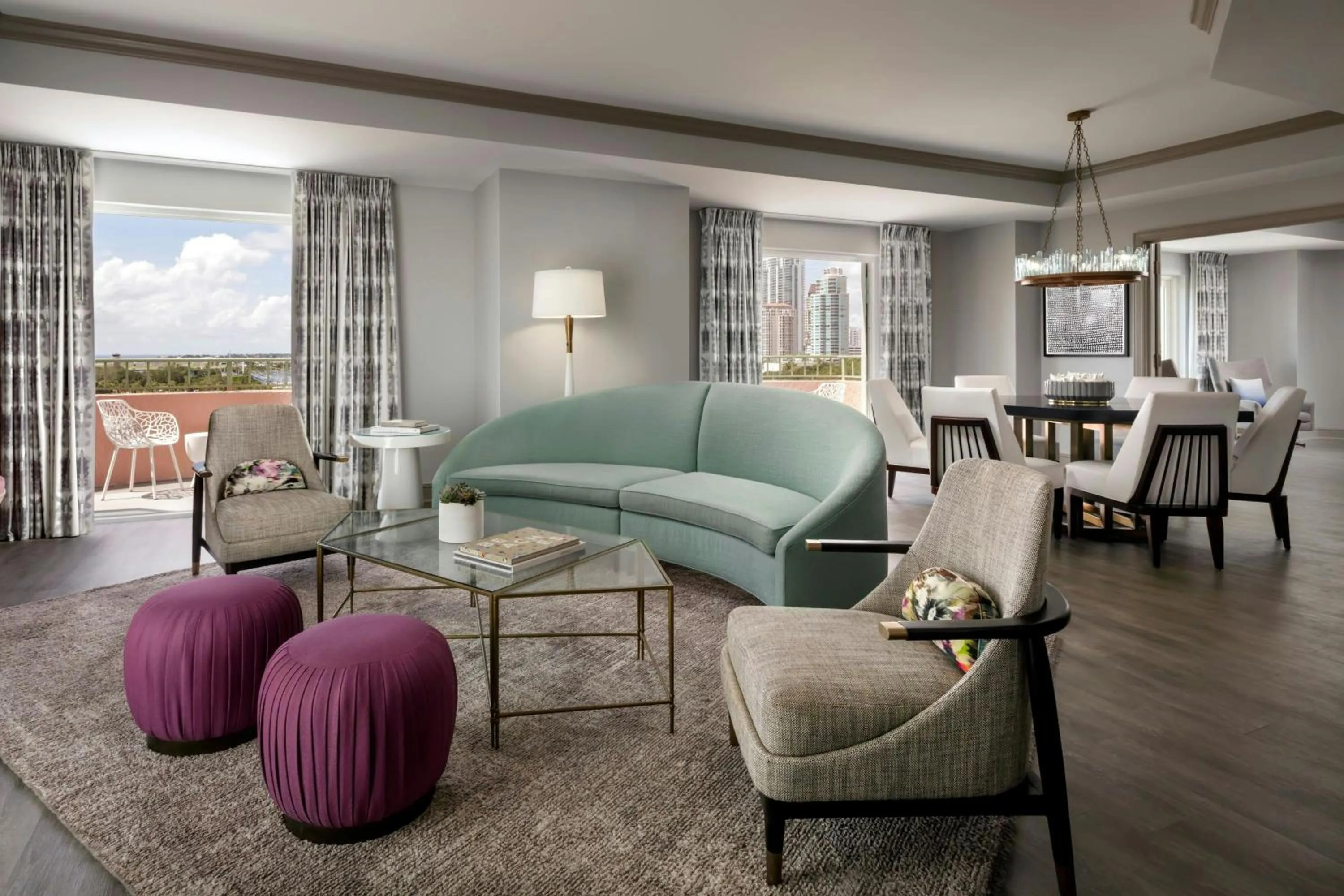 Living room in The Vinoy Resort & Golf Club, Autograph Collection