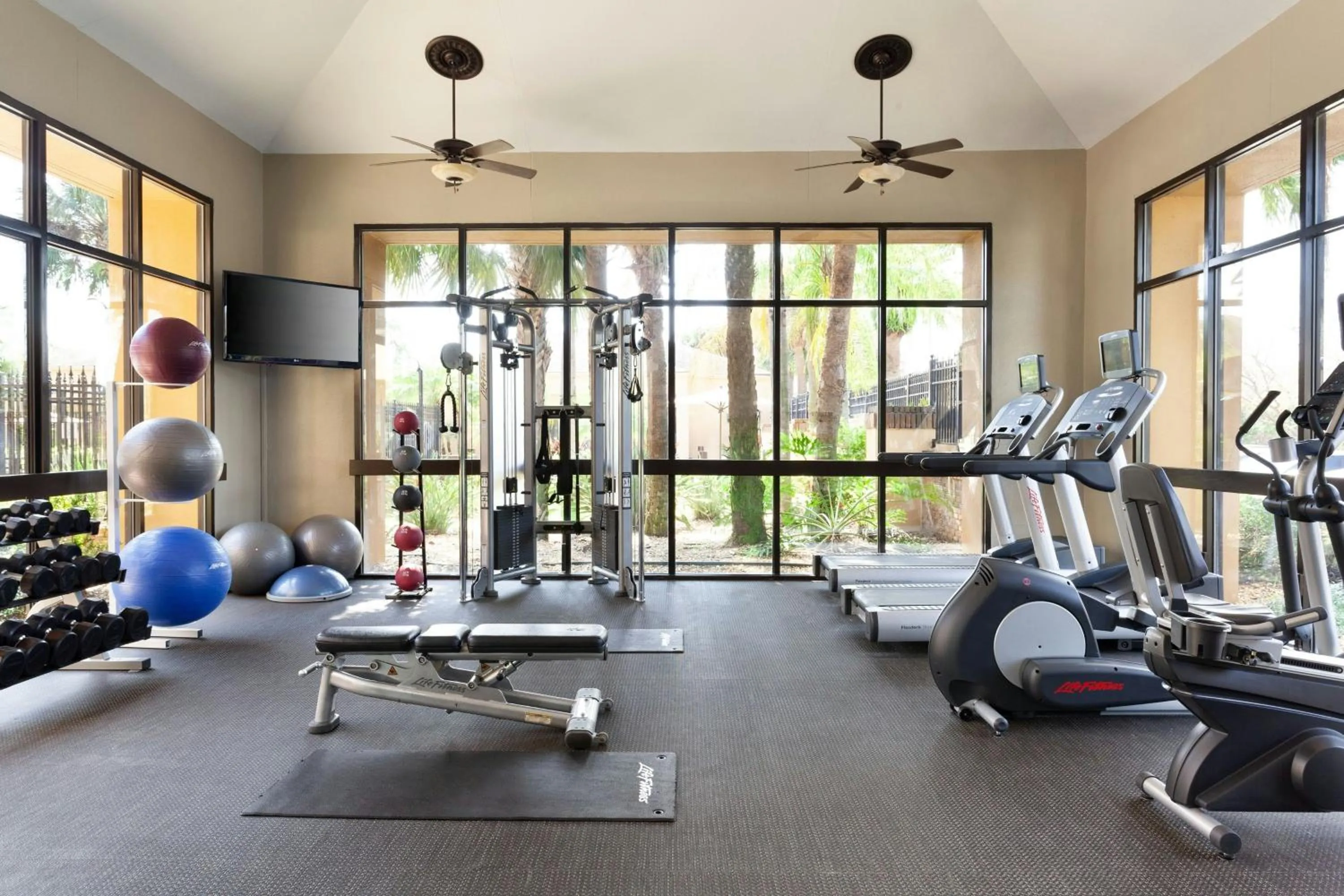 Fitness centre/facilities in Courtyard Tampa Westshore/Airport