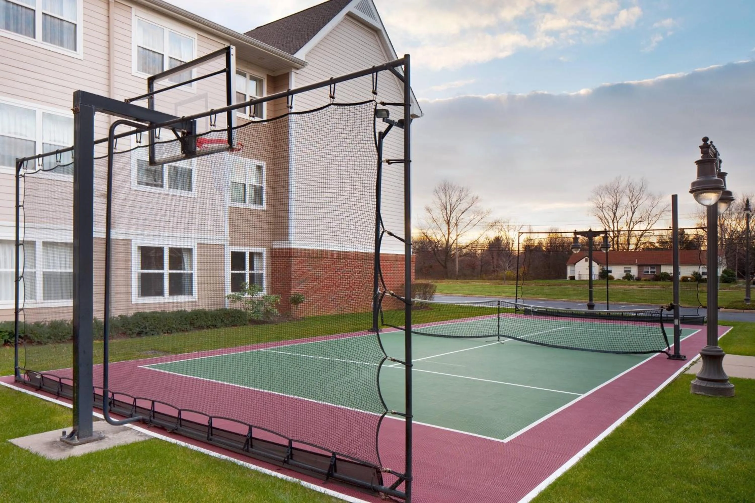 Fitness centre/facilities in Residence Inn Cranbury South Brunswick