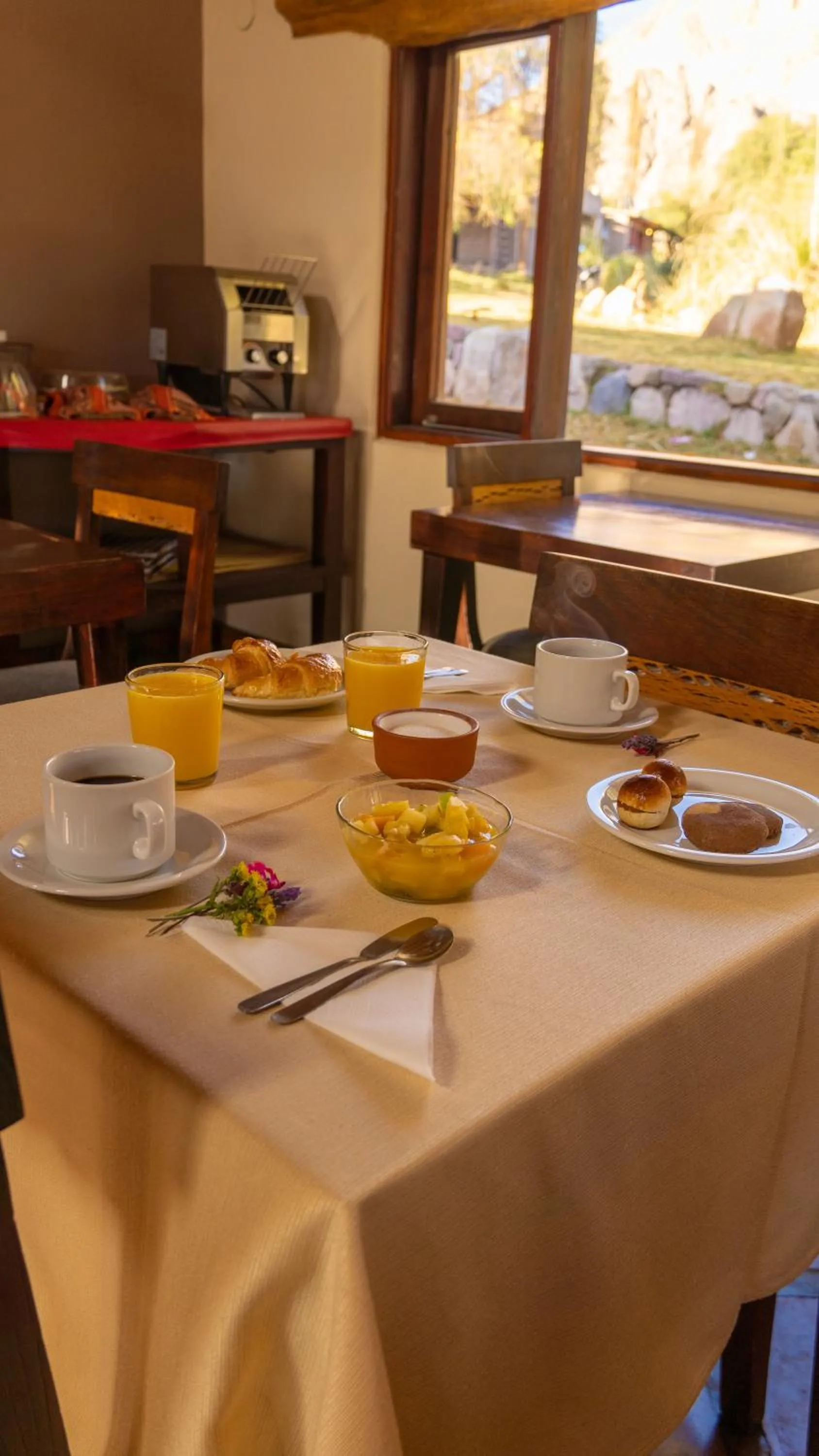 Restaurant/places to eat in Hotel El Reposo Del Diablo