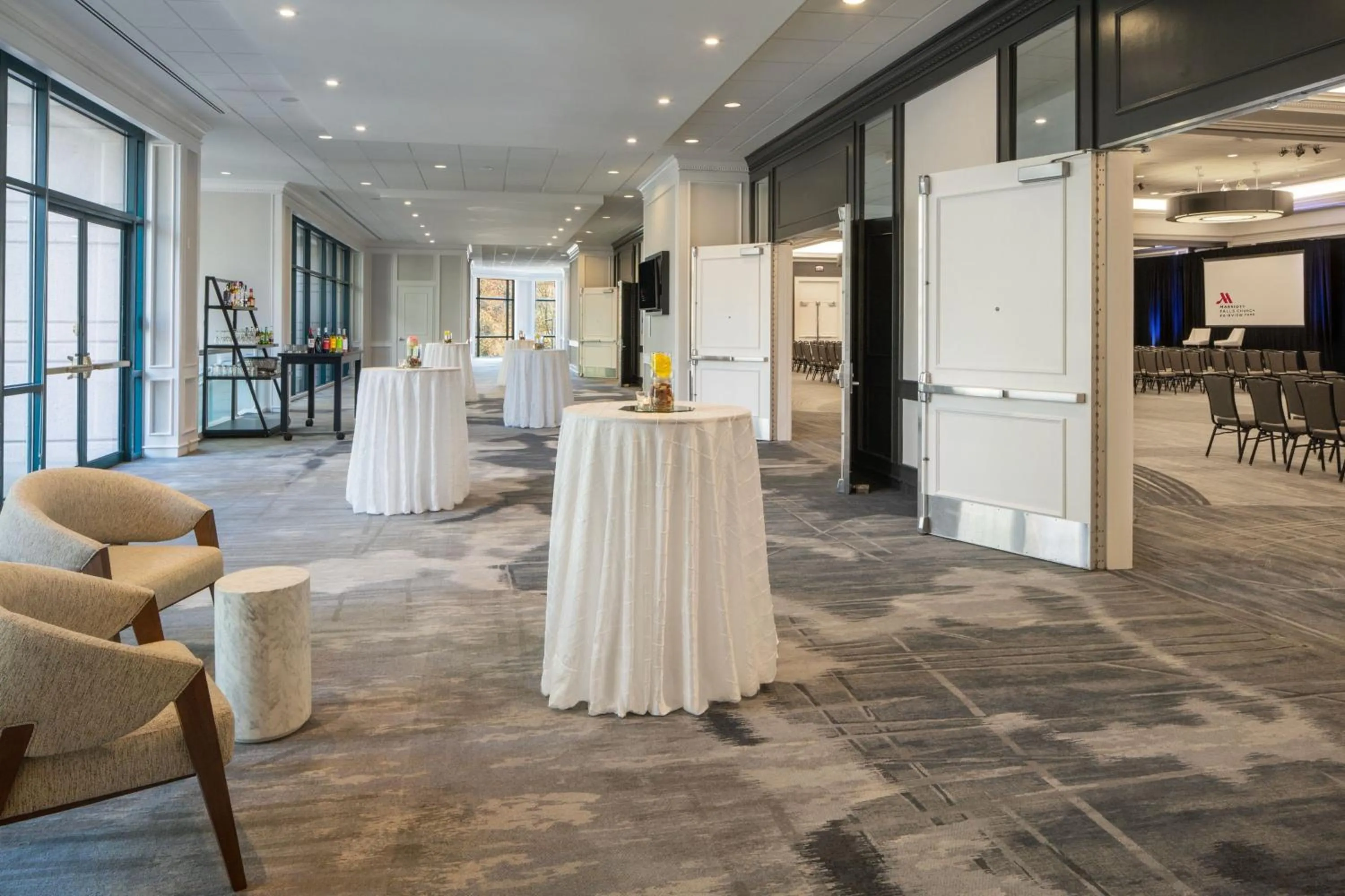 Meeting/conference room in Falls Church Marriott Fairview Park