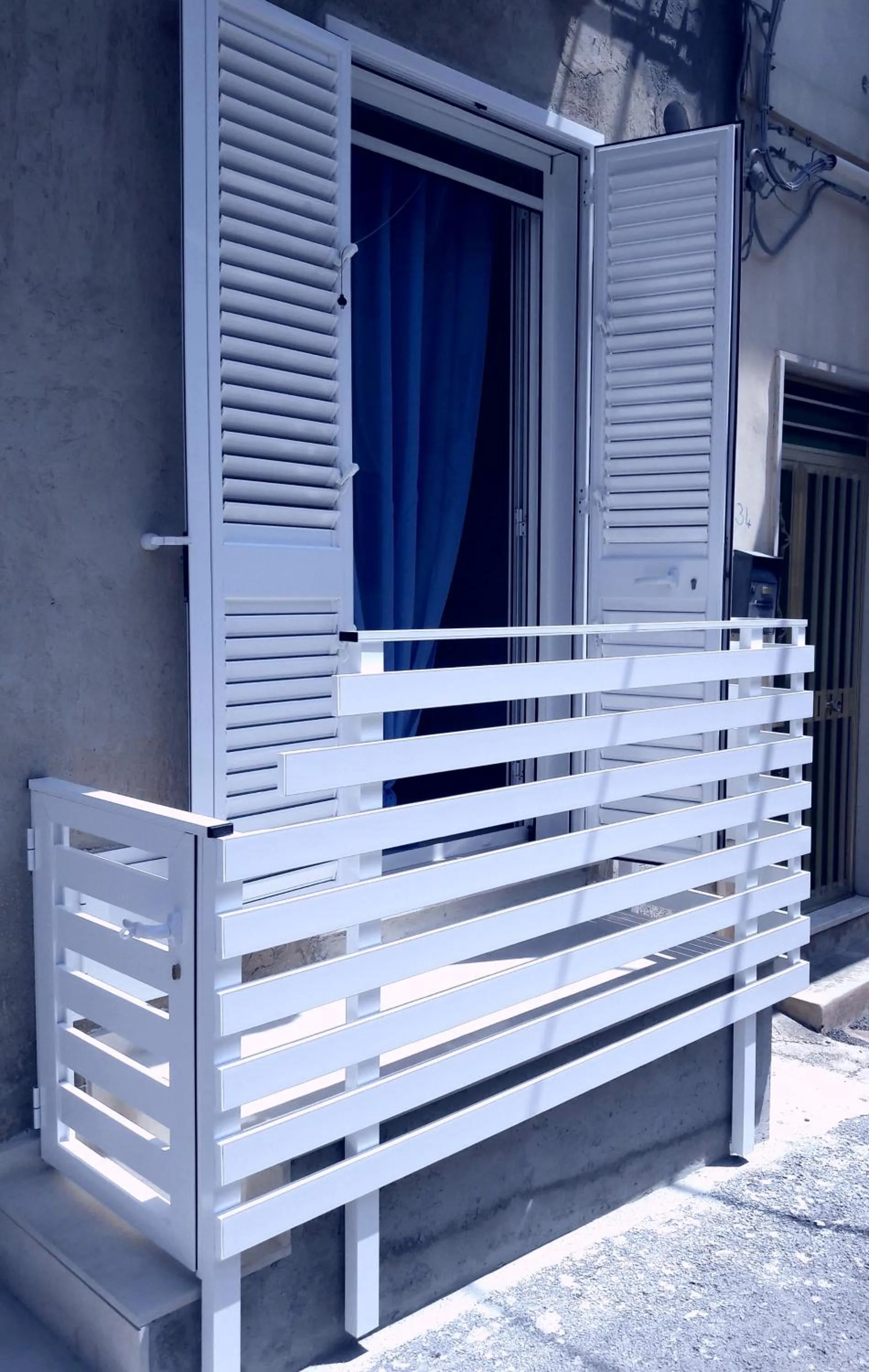 Property building in Aria di Mare