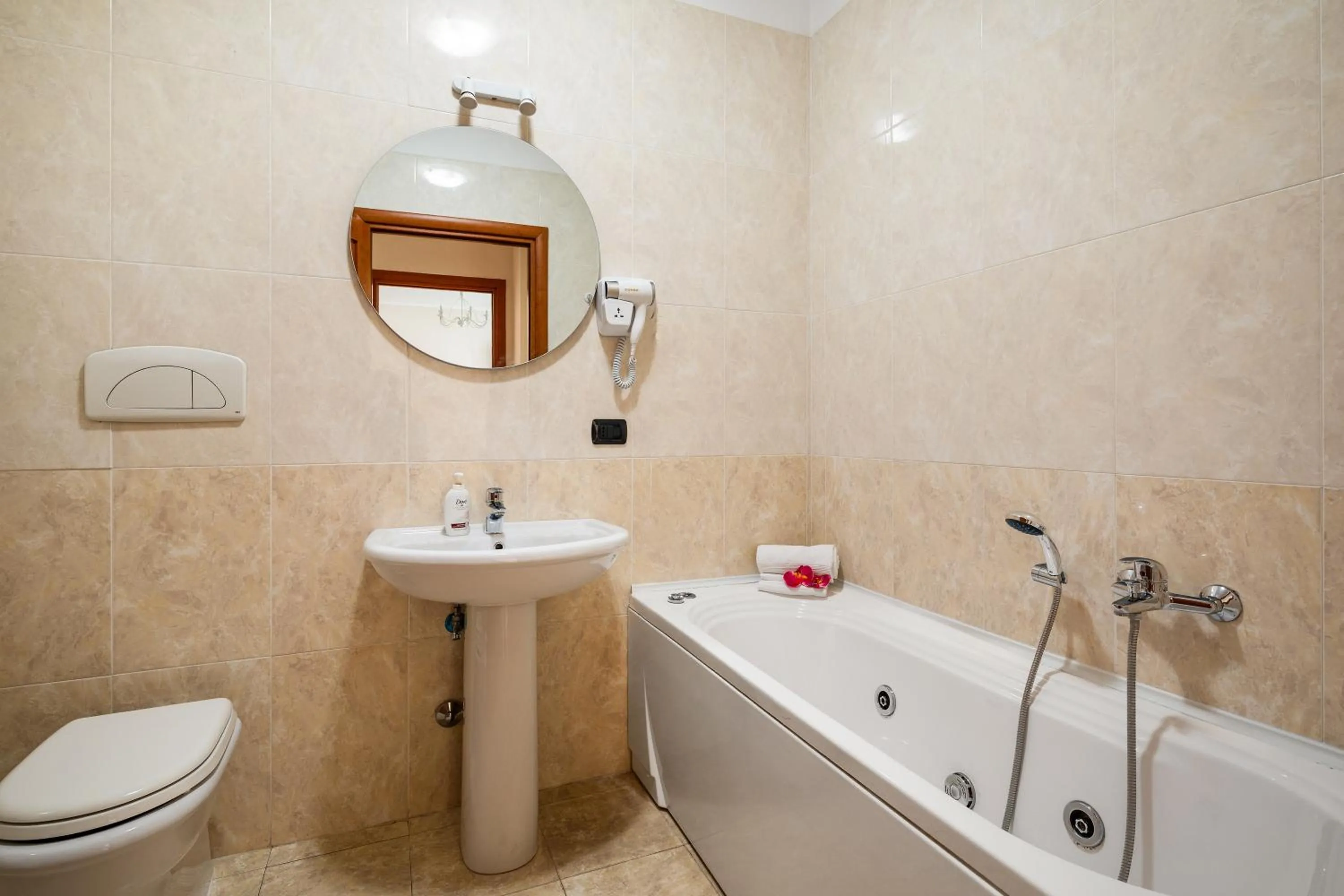 Bath in Giramondo LuxeFierairport