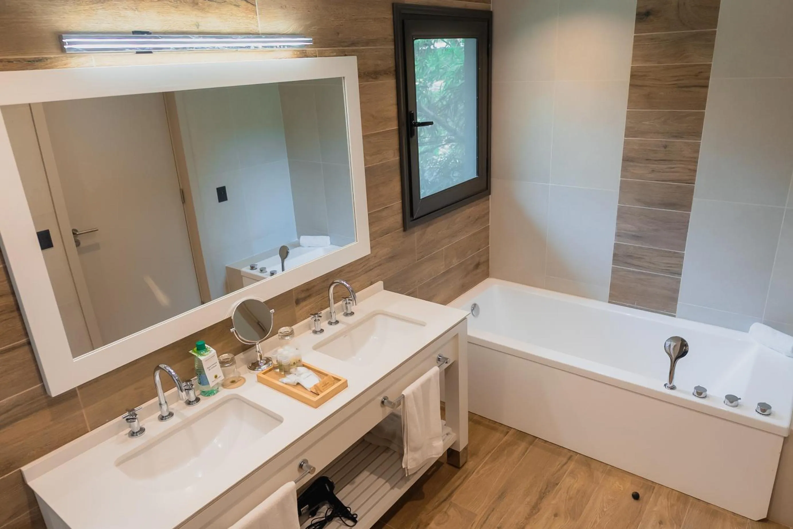 Bathroom in Iguazu Jungle Lodge