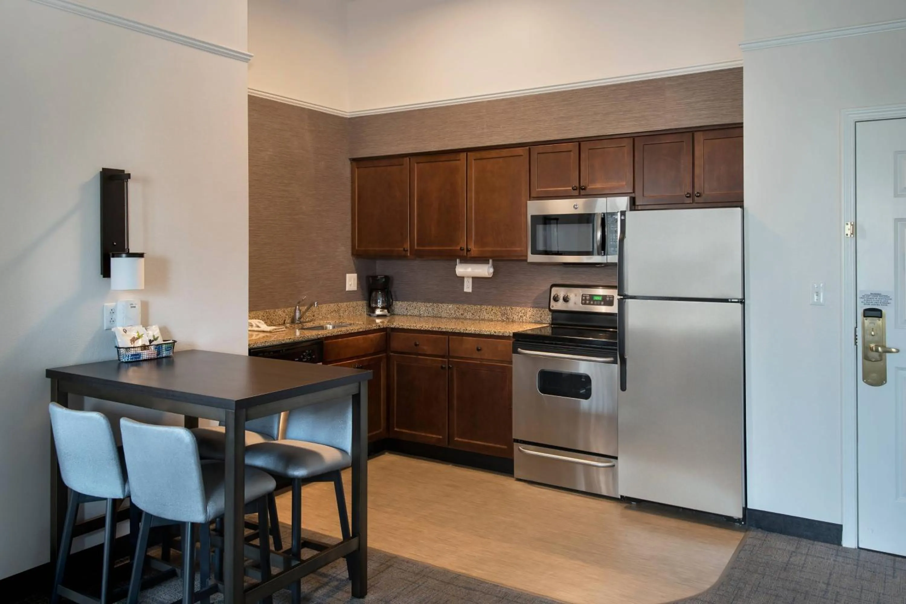 Kitchen or kitchenette in Residence Inn Silver Spring