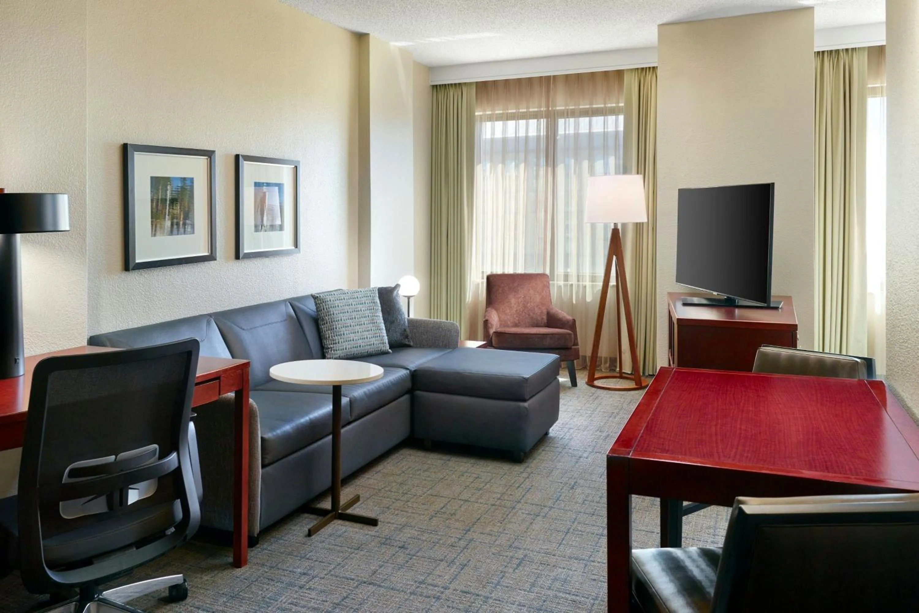Living room in Residence Inn by Marriott National Harbor Washington, D.C. Area