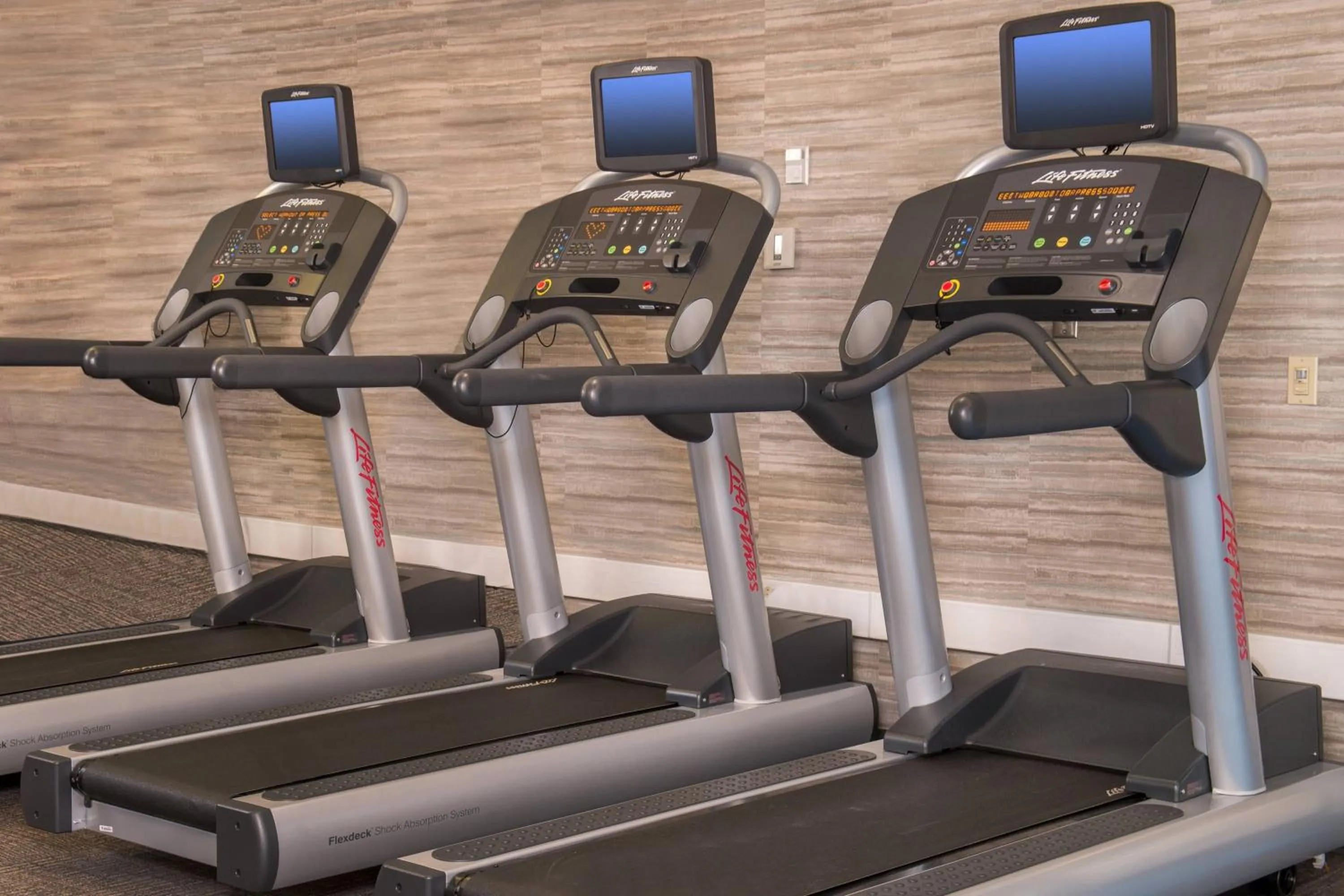 Fitness centre/facilities in Courtyard by Marriott Silver Spring North/White Oak