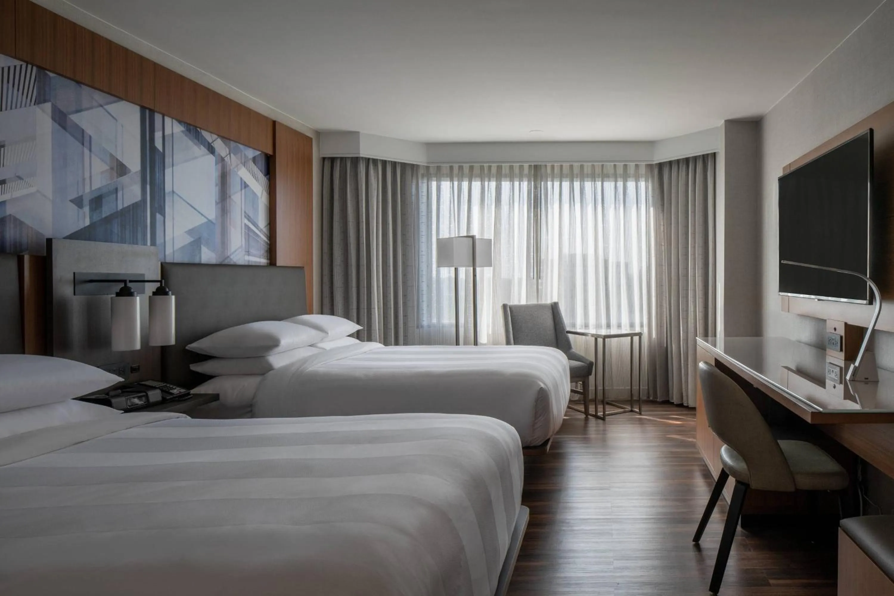 Photo of the whole room, Bed in Tysons Corner Marriott