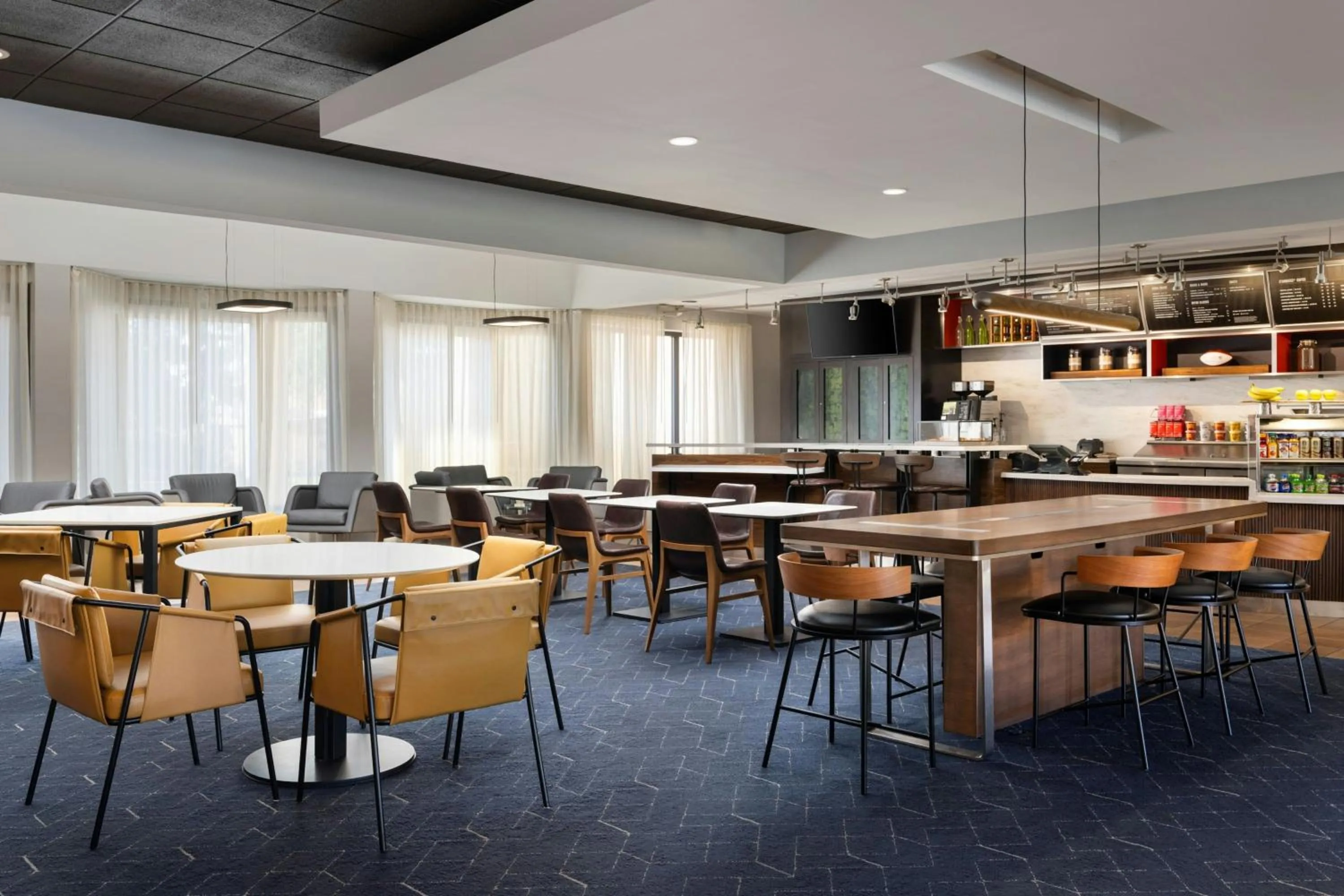 Lobby or reception in Courtyard Birmingham Hoover