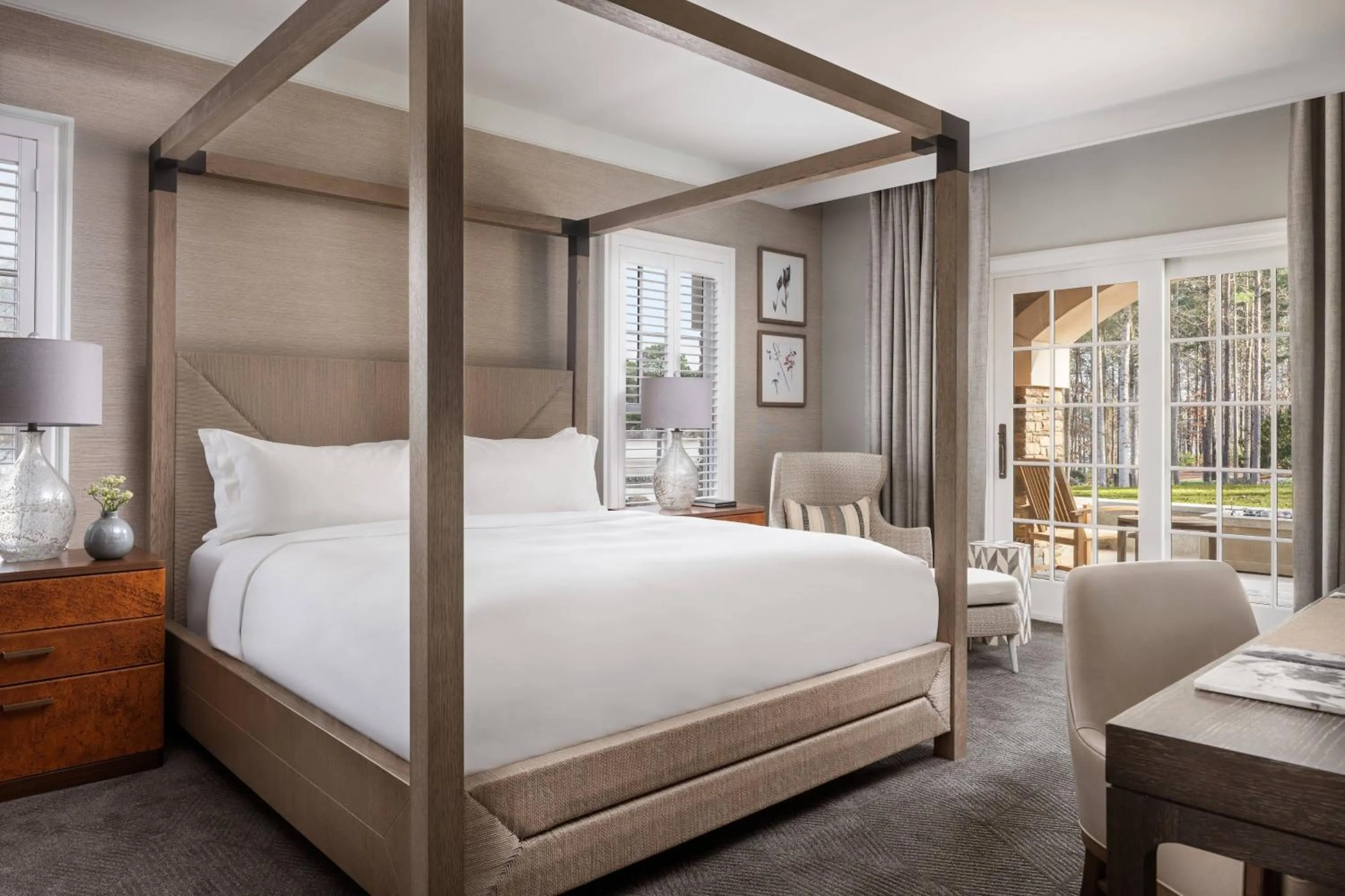 Bedroom, Bed in The Ritz-Carlton Reynolds, Lake Oconee