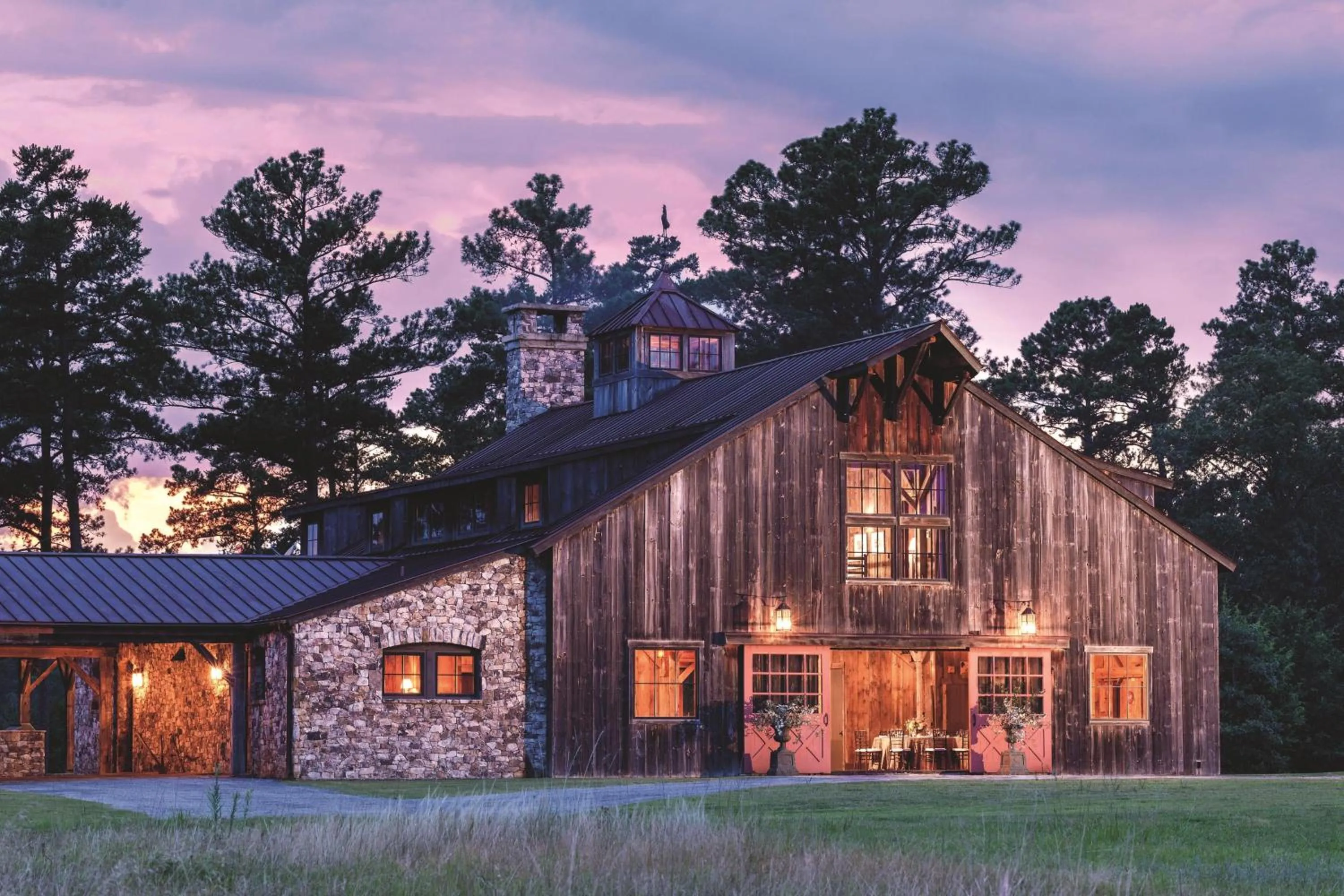 Lounge or bar in The Ritz-Carlton Reynolds, Lake Oconee