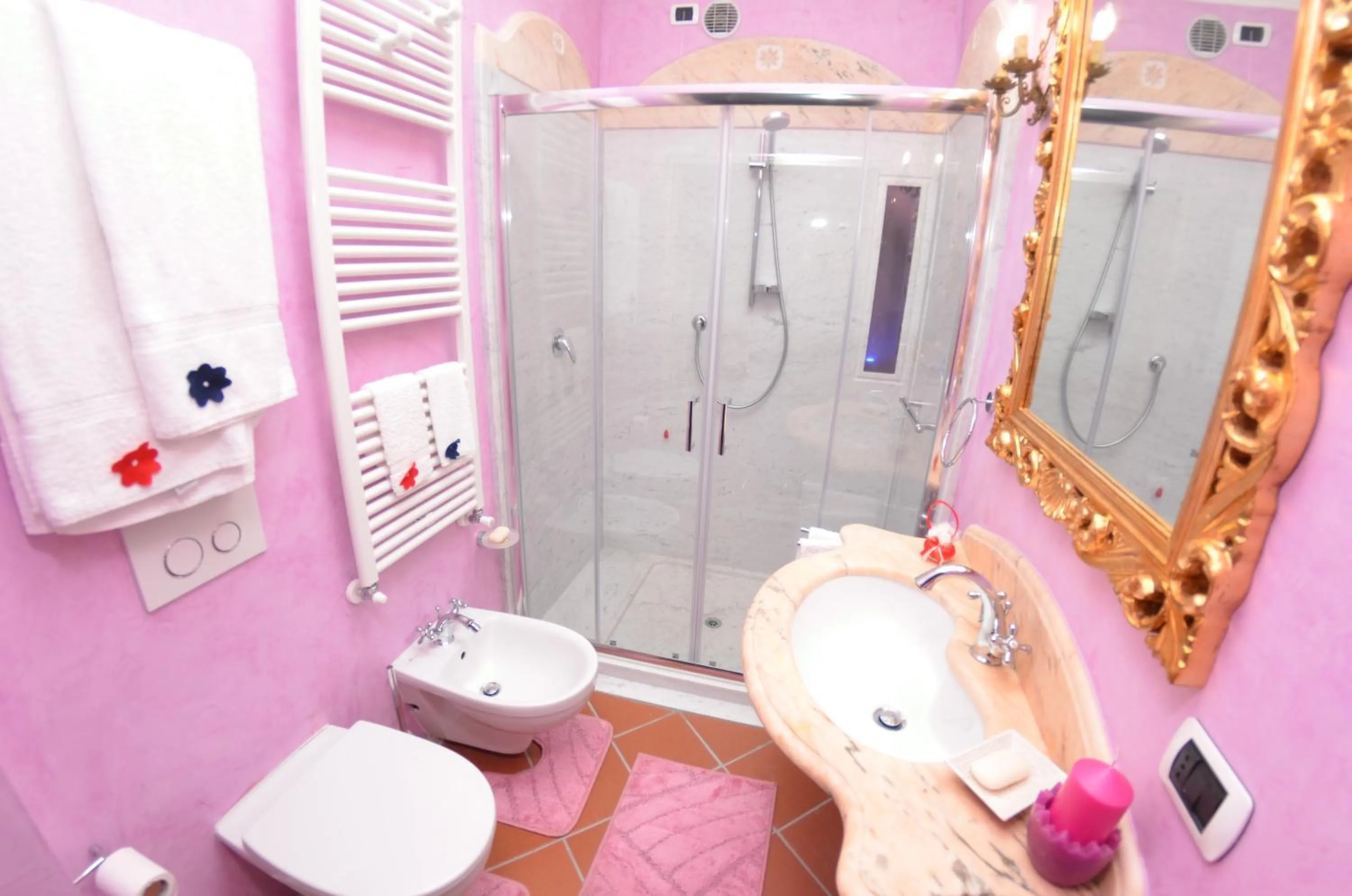 Bathroom in Villa al Borghetto