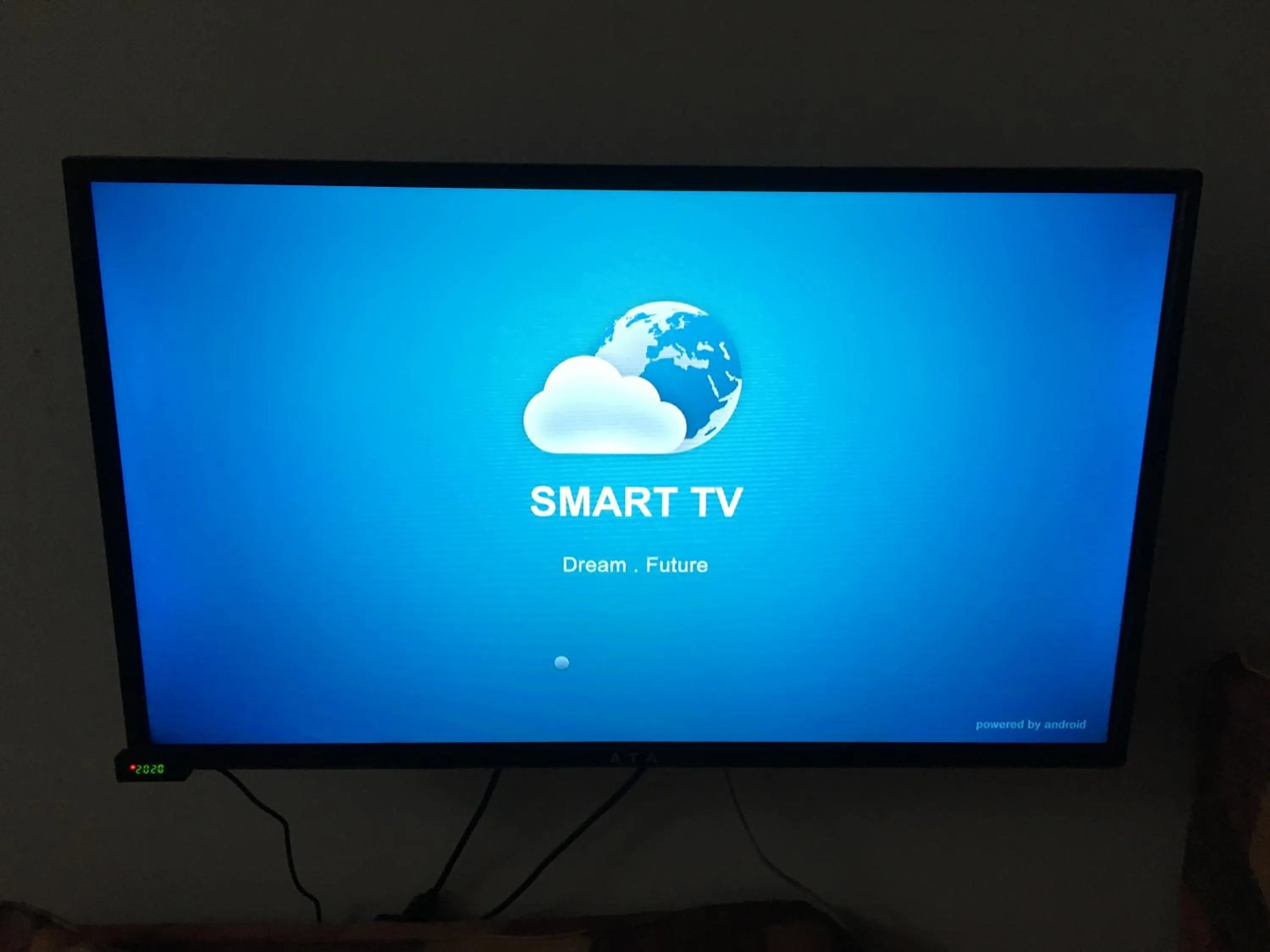 TV and multimedia in Two-Bedroom Apartment at Al Rehab