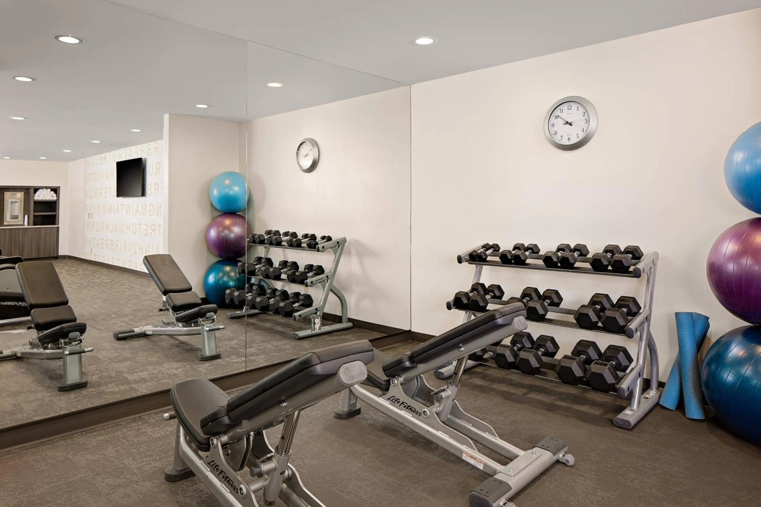 Fitness centre/facilities in Residence Inn Pasadena Arcadia