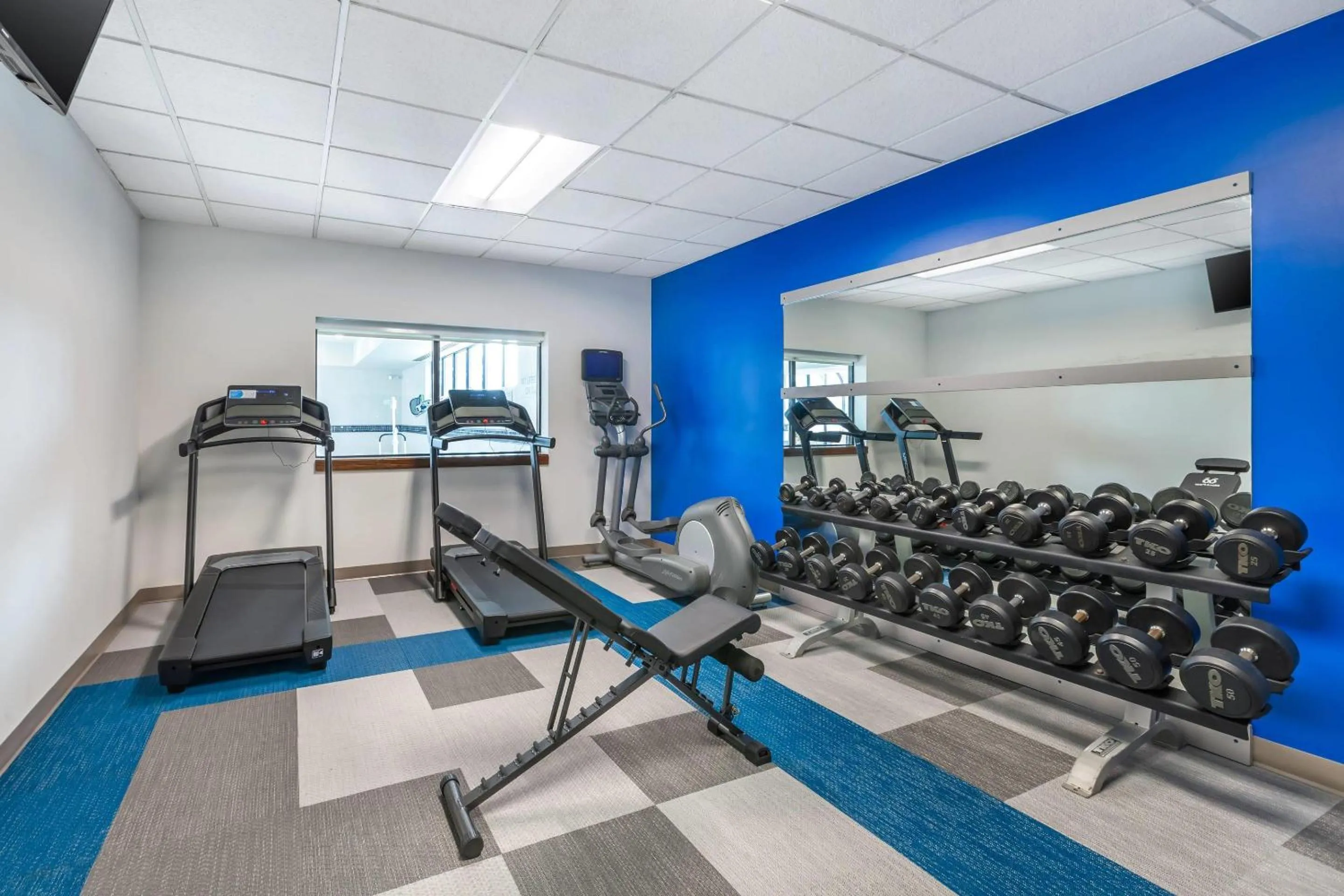 Fitness centre/facilities in Comfort Inn & Suites Arlington Heights - Buffalo Grove