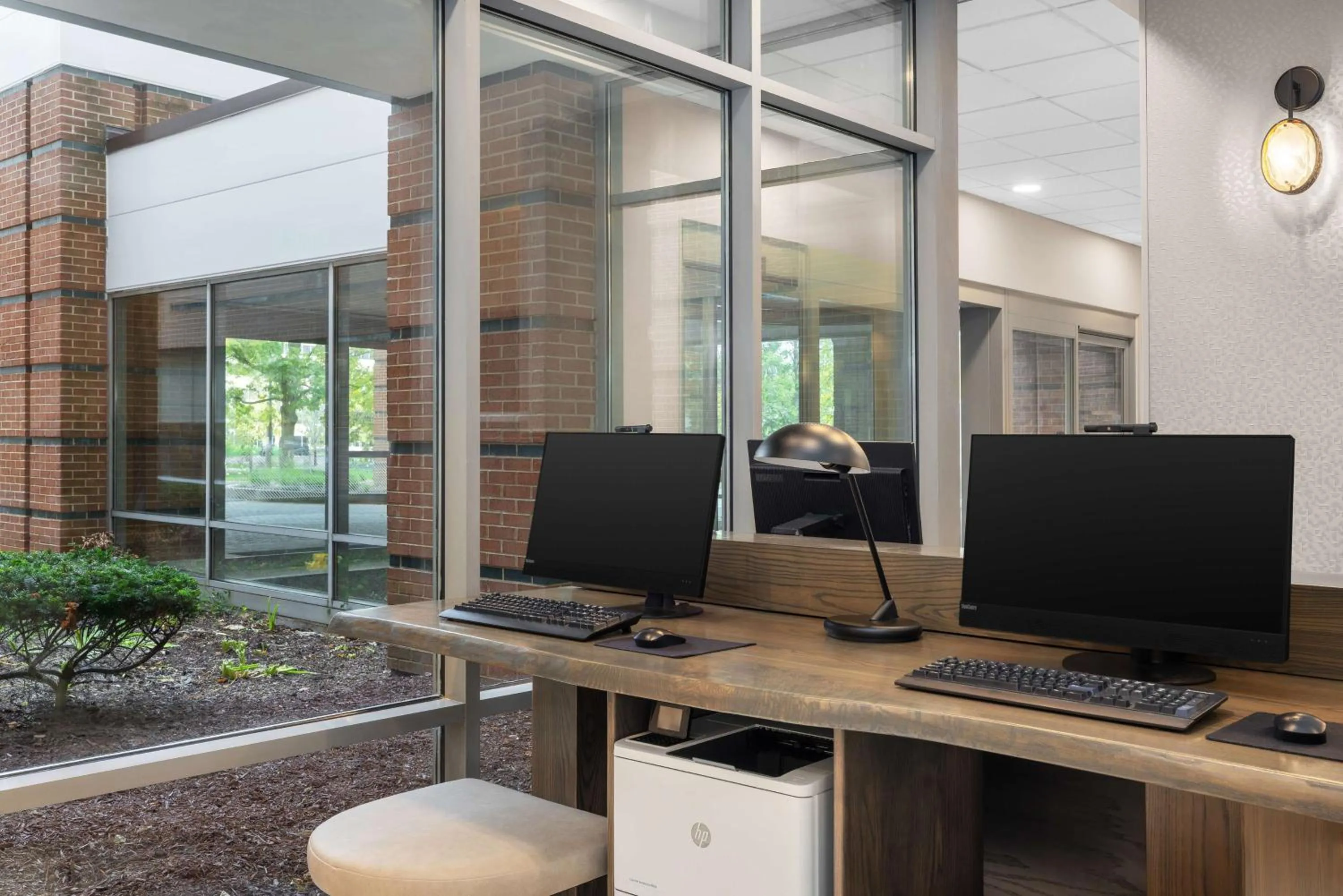 Business facilities in Hampton Inn & Suites Downers Grove Chicago