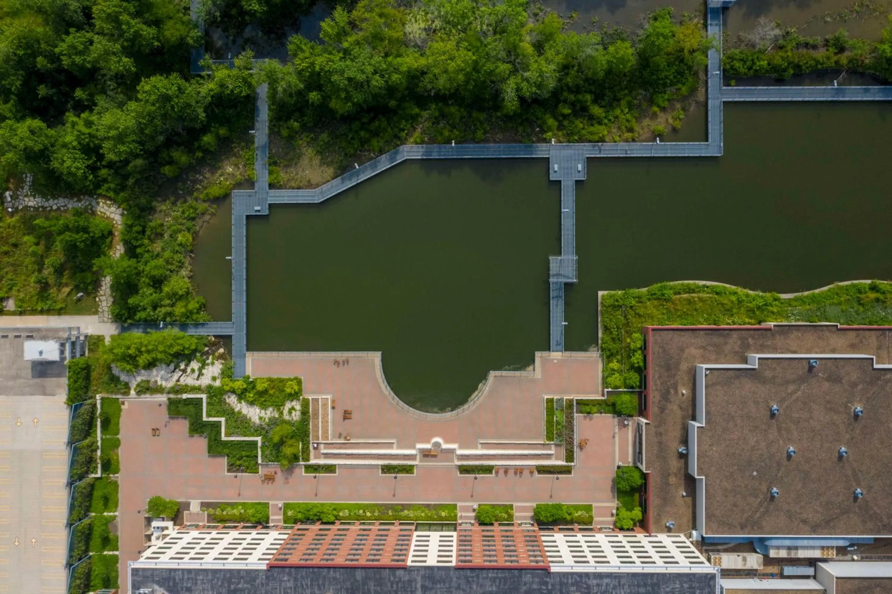 Property building in Hyatt Regency Coralville