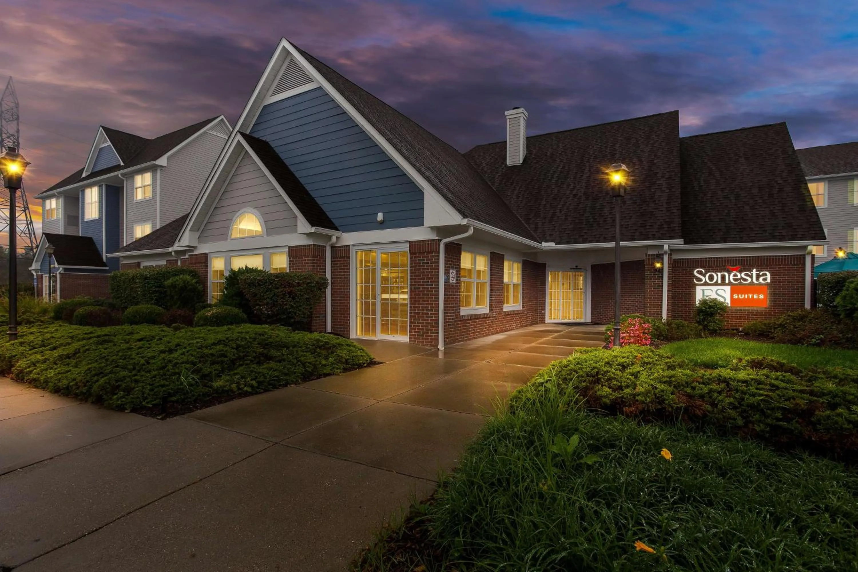 Property building in Sonesta ES Suites Charleston