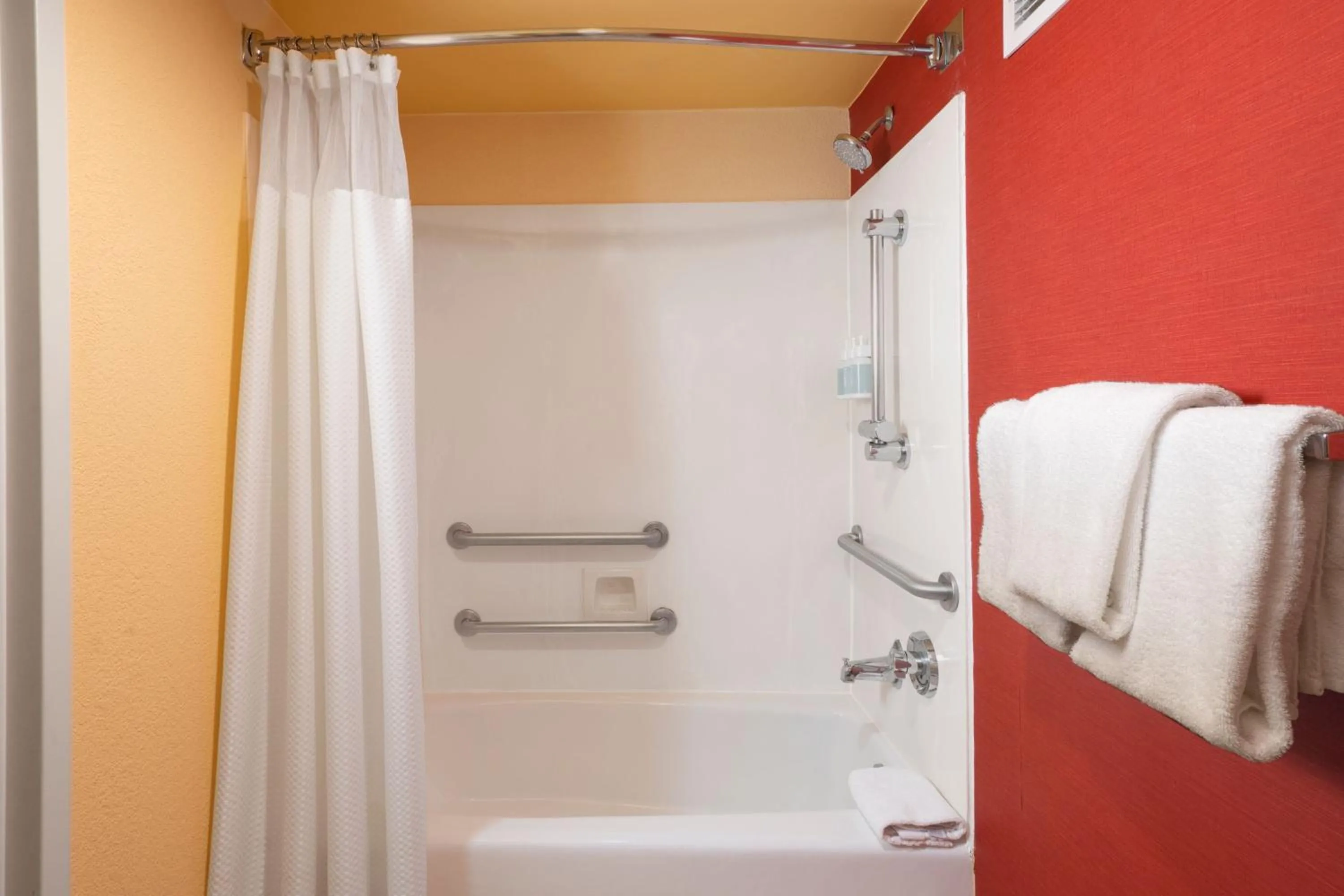 Bathroom in Courtyard by Marriott Dallas Plano in Legacy Park