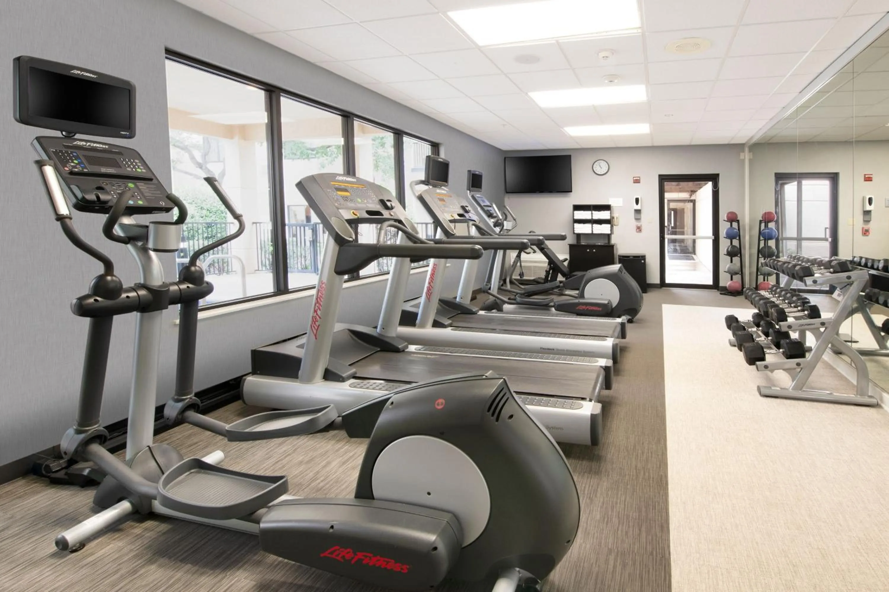 Fitness centre/facilities in Courtyard by Marriott Dallas Plano in Legacy Park