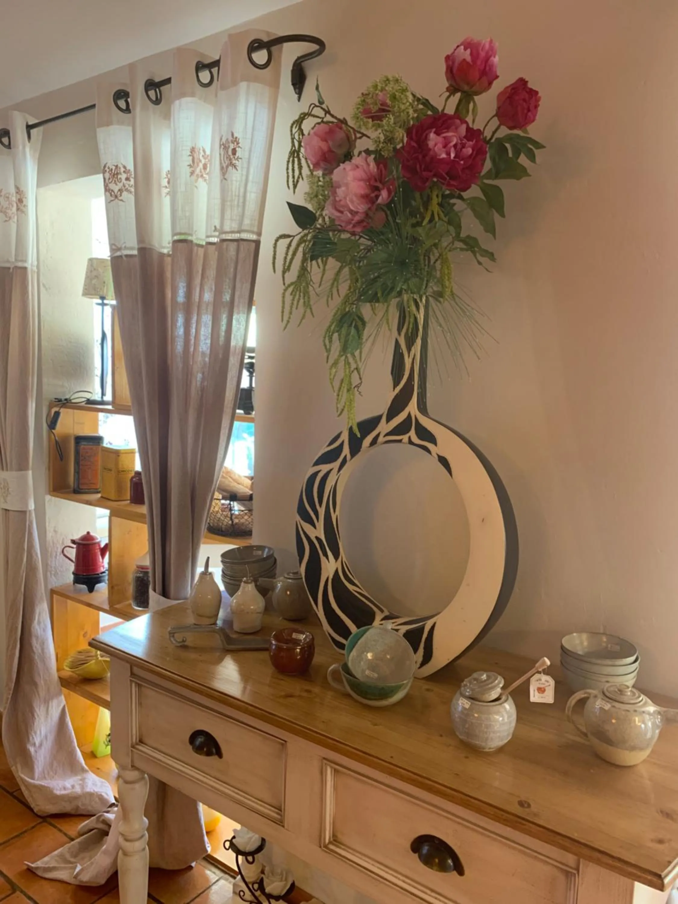 Decorative detail in Hotel Les Ambres