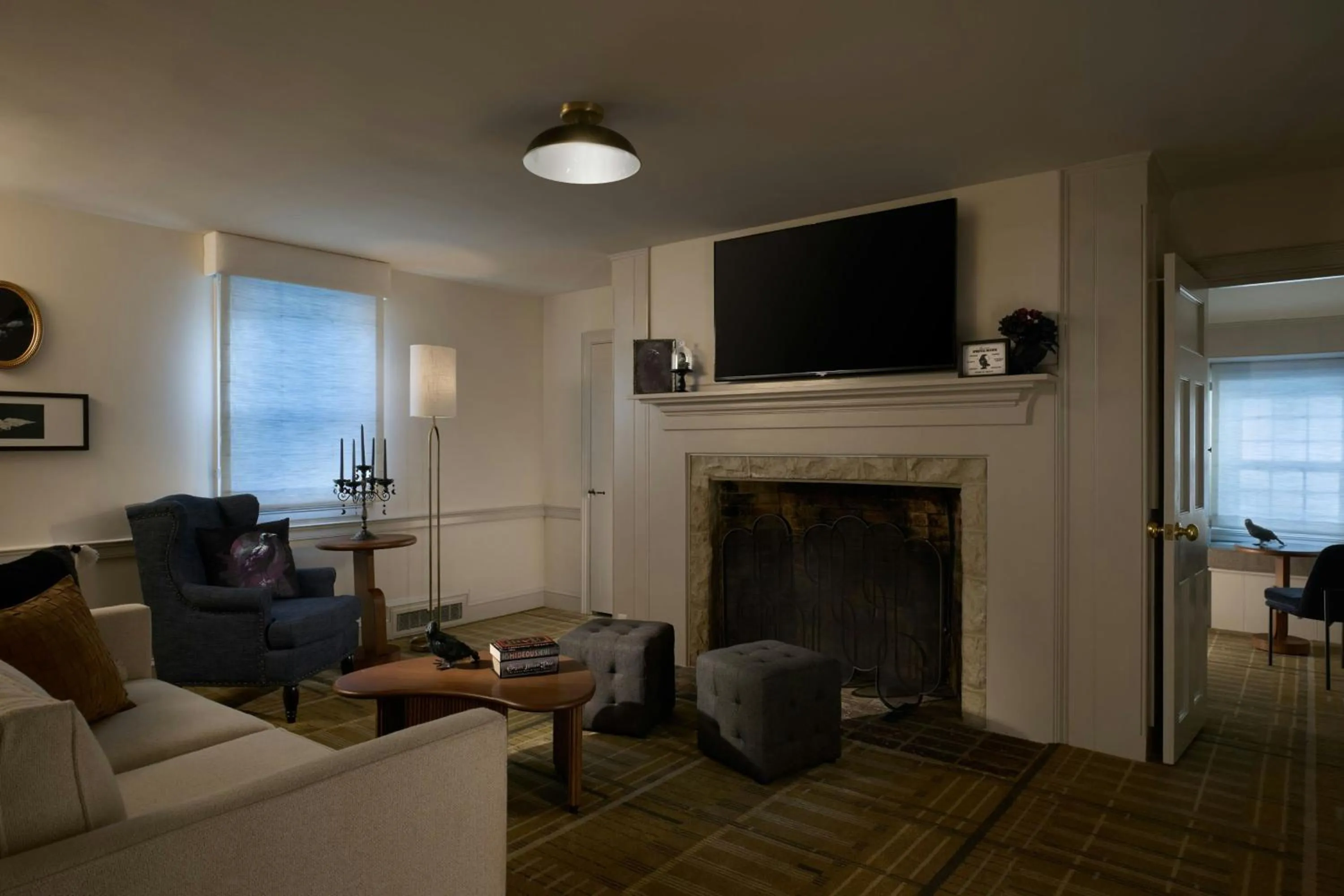 Photo of the whole room in Dearborn Inn, Autograph Collection