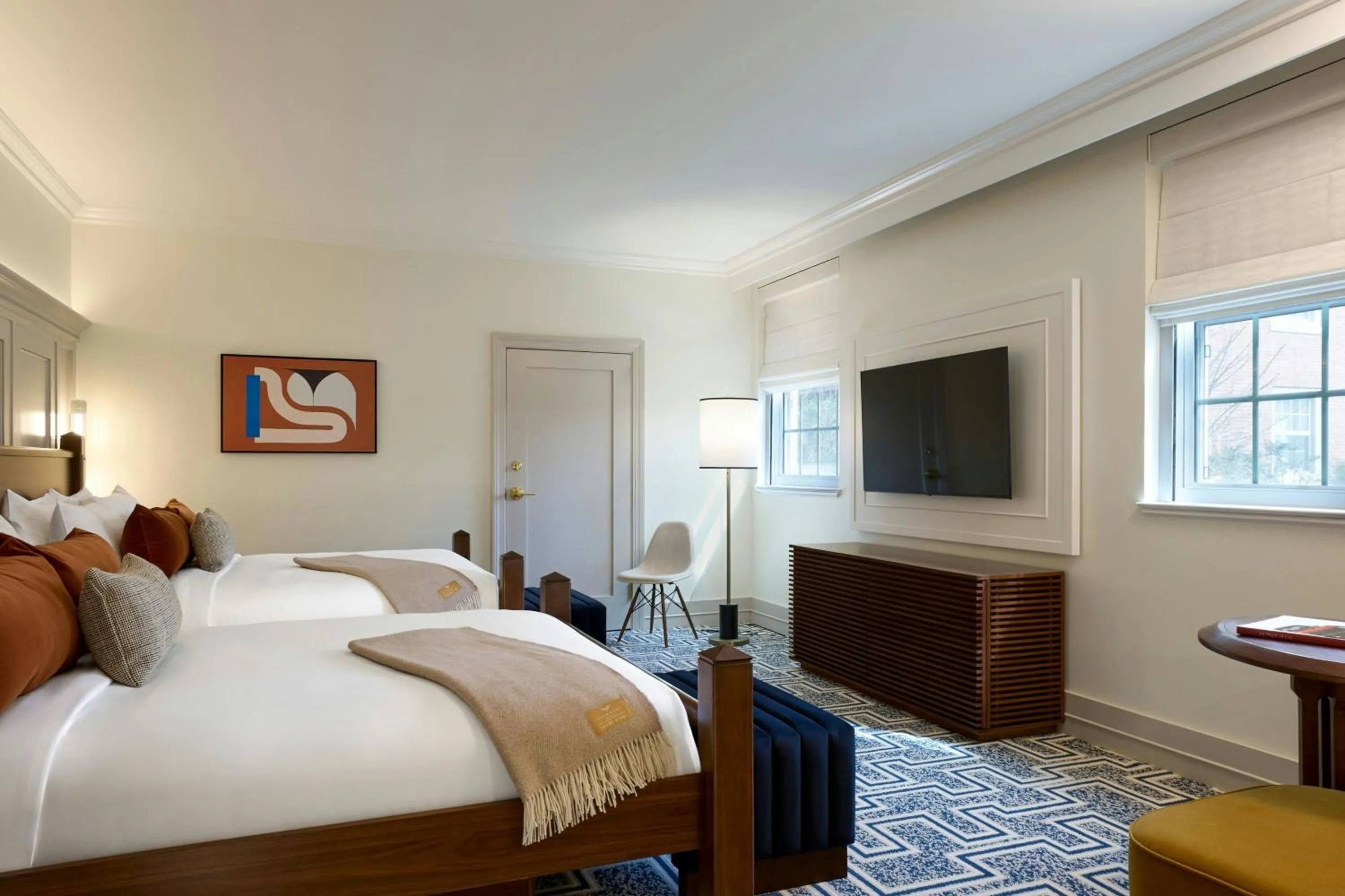 Photo of the whole room, Bed in Dearborn Inn, Autograph Collection