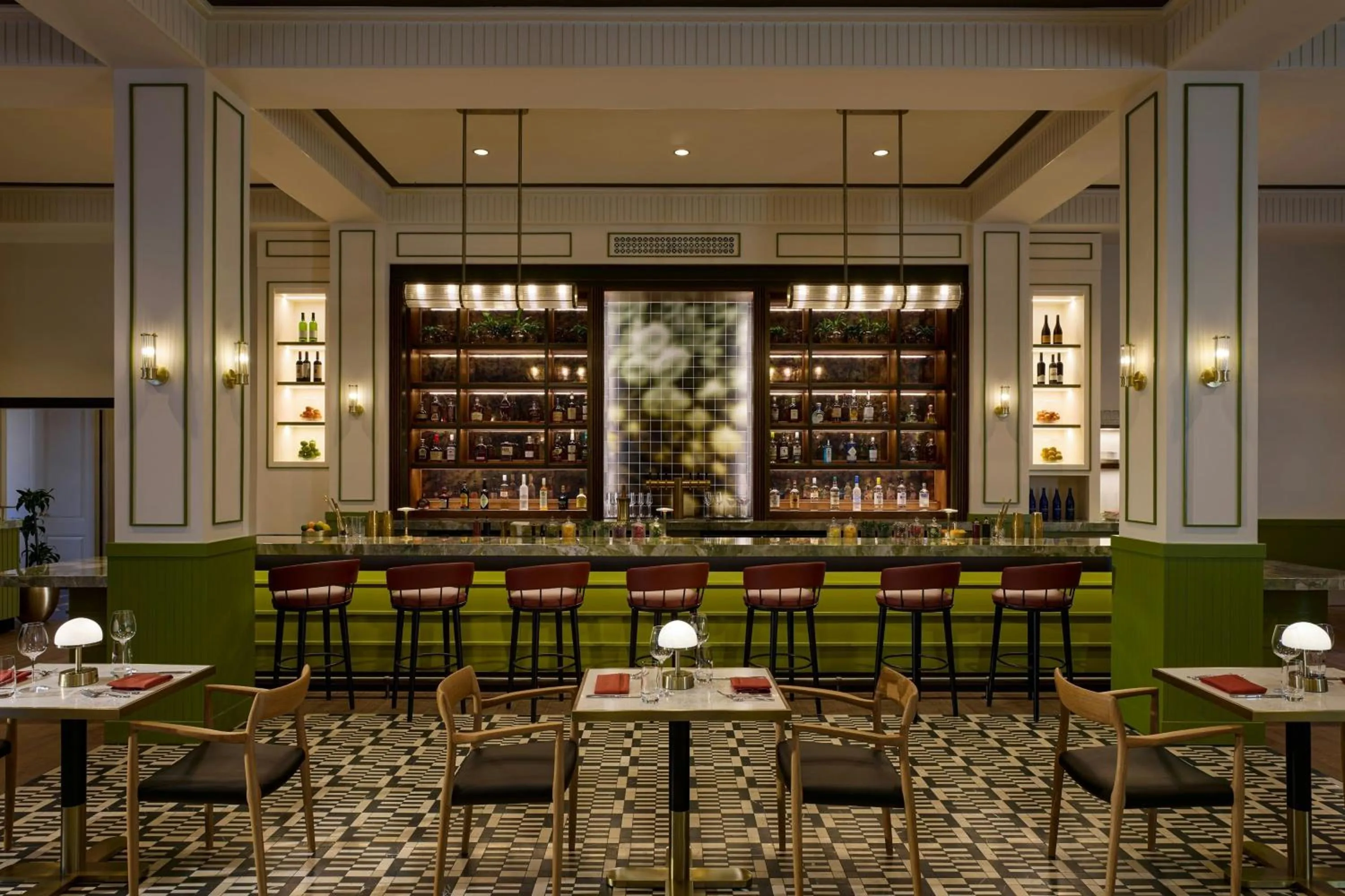 Restaurant/places to eat in Dearborn Inn, Autograph Collection