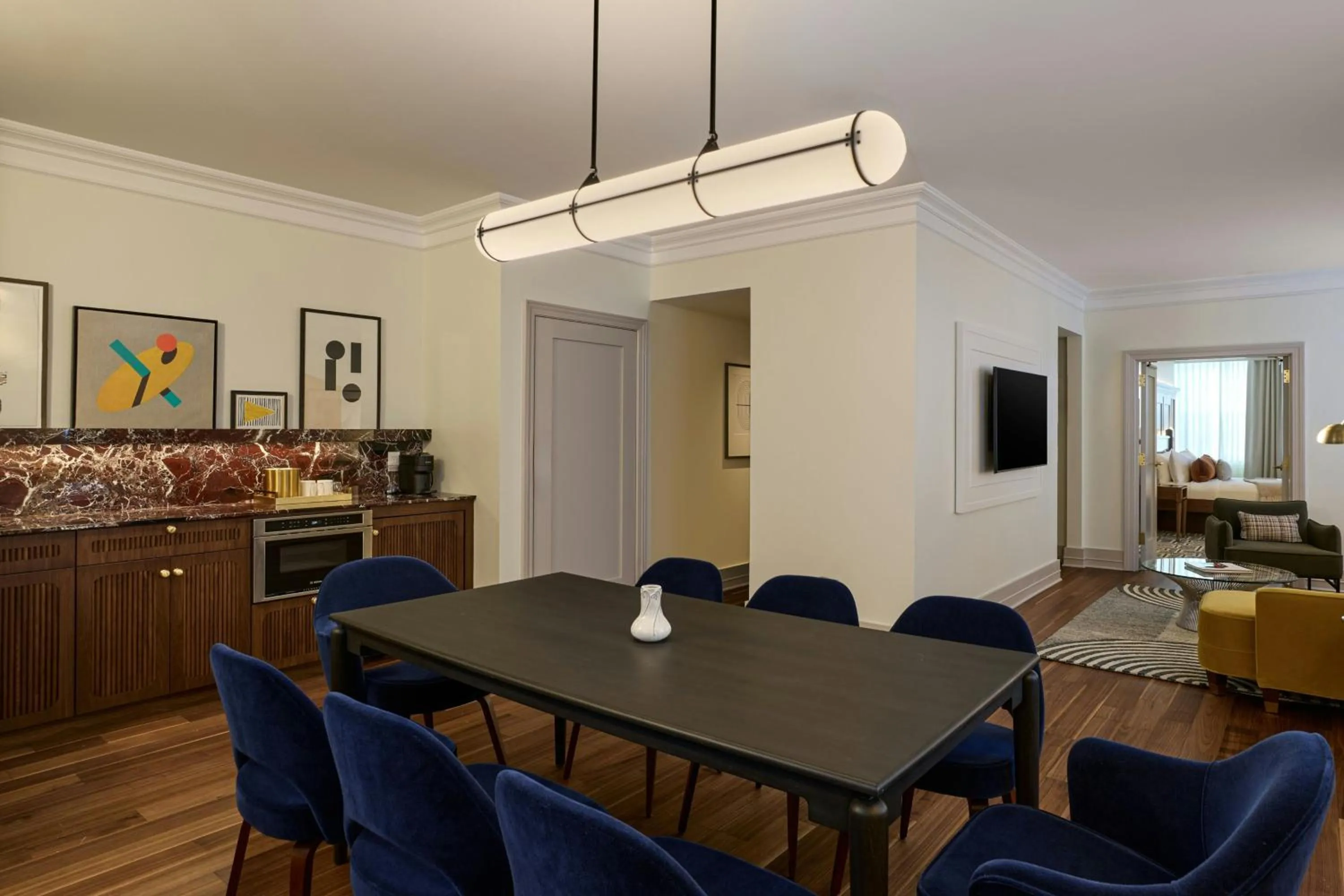 Photo of the whole room in Dearborn Inn, Autograph Collection