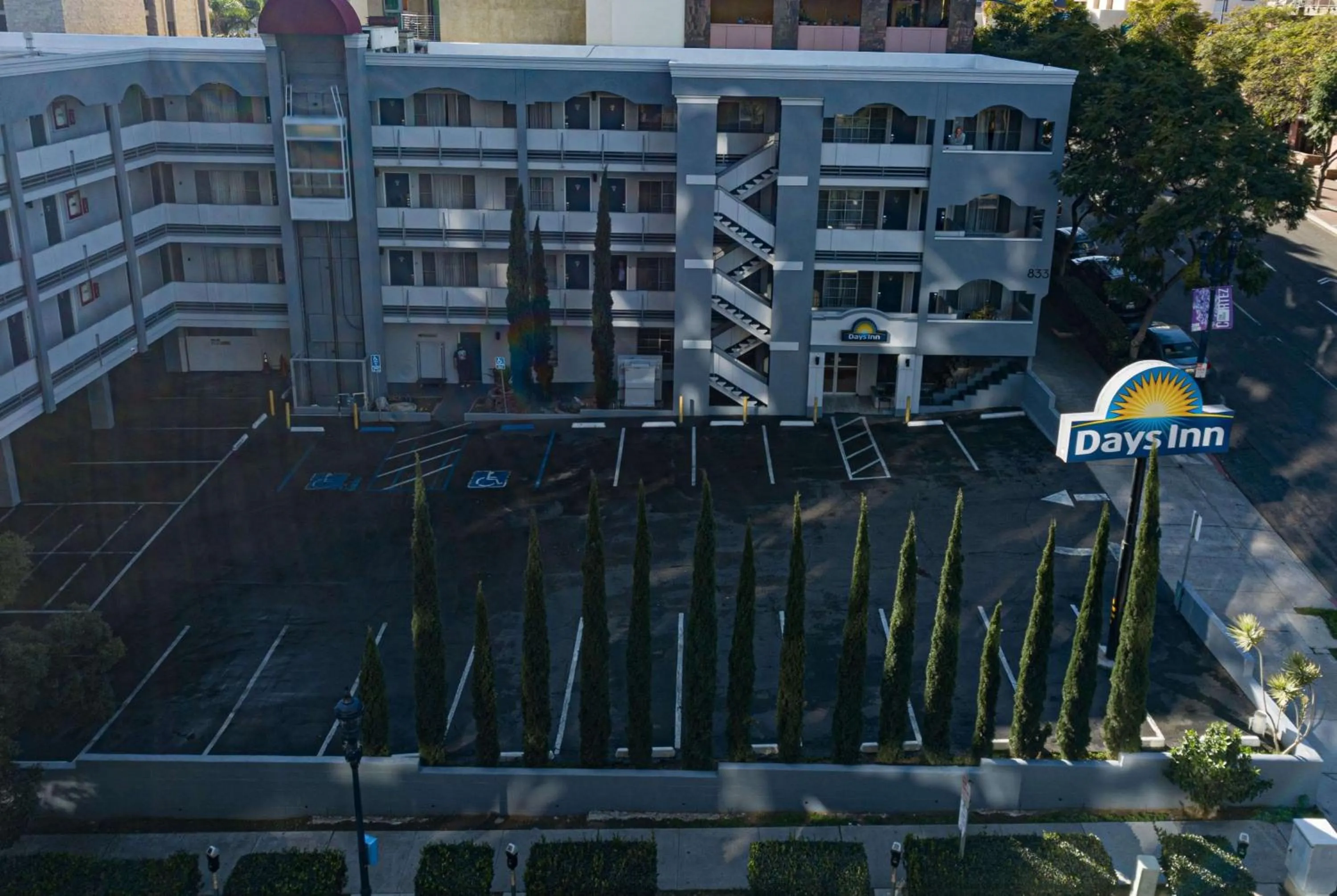 Property building in Days Inn by Wyndham San Diego/Downtown/Convention Center