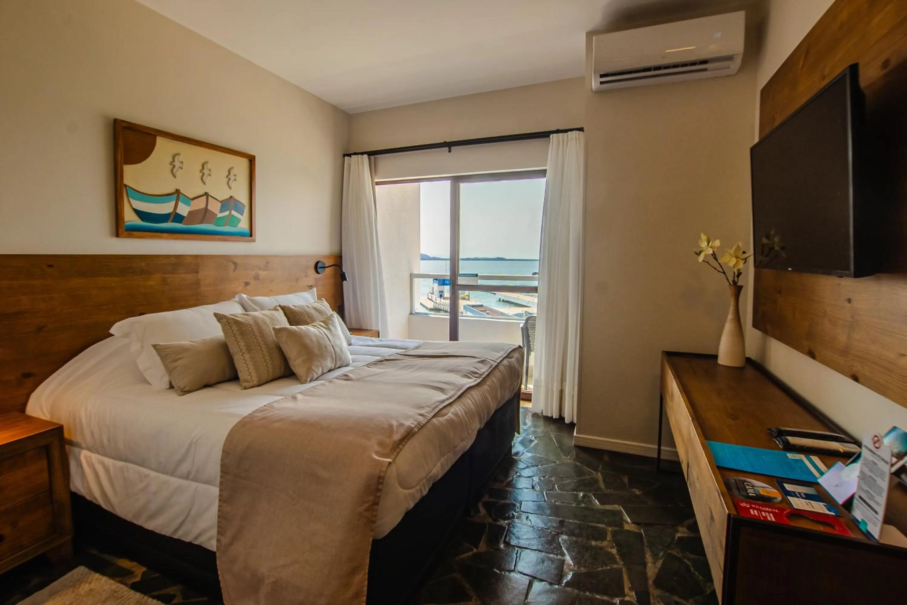 Bed in Hotel Villareal São Francisco do Sul